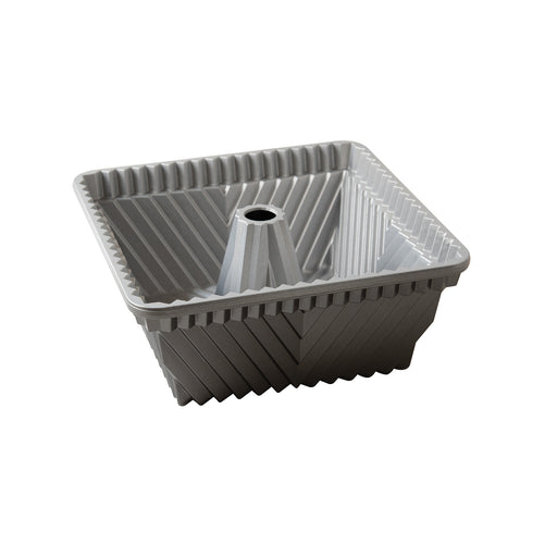 Nordic Ware Cast Aluminum Bundt Squared Pan