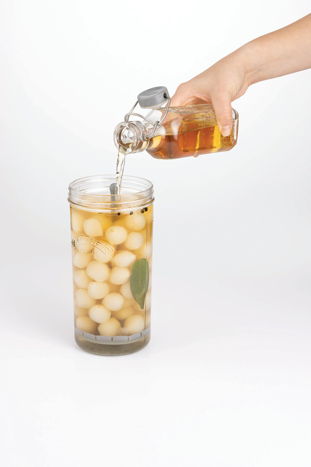 Kilner Pickle Jar with Lifter, 34 ounce