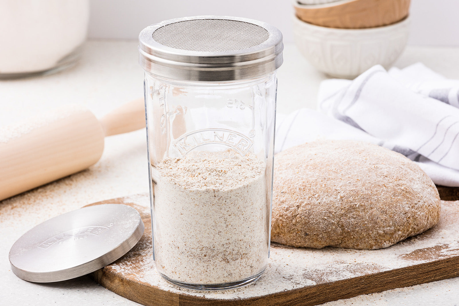 Kilner Sifter Jar Set, 0.5L Glass Baking Shaker with Mesh Lid and Cap