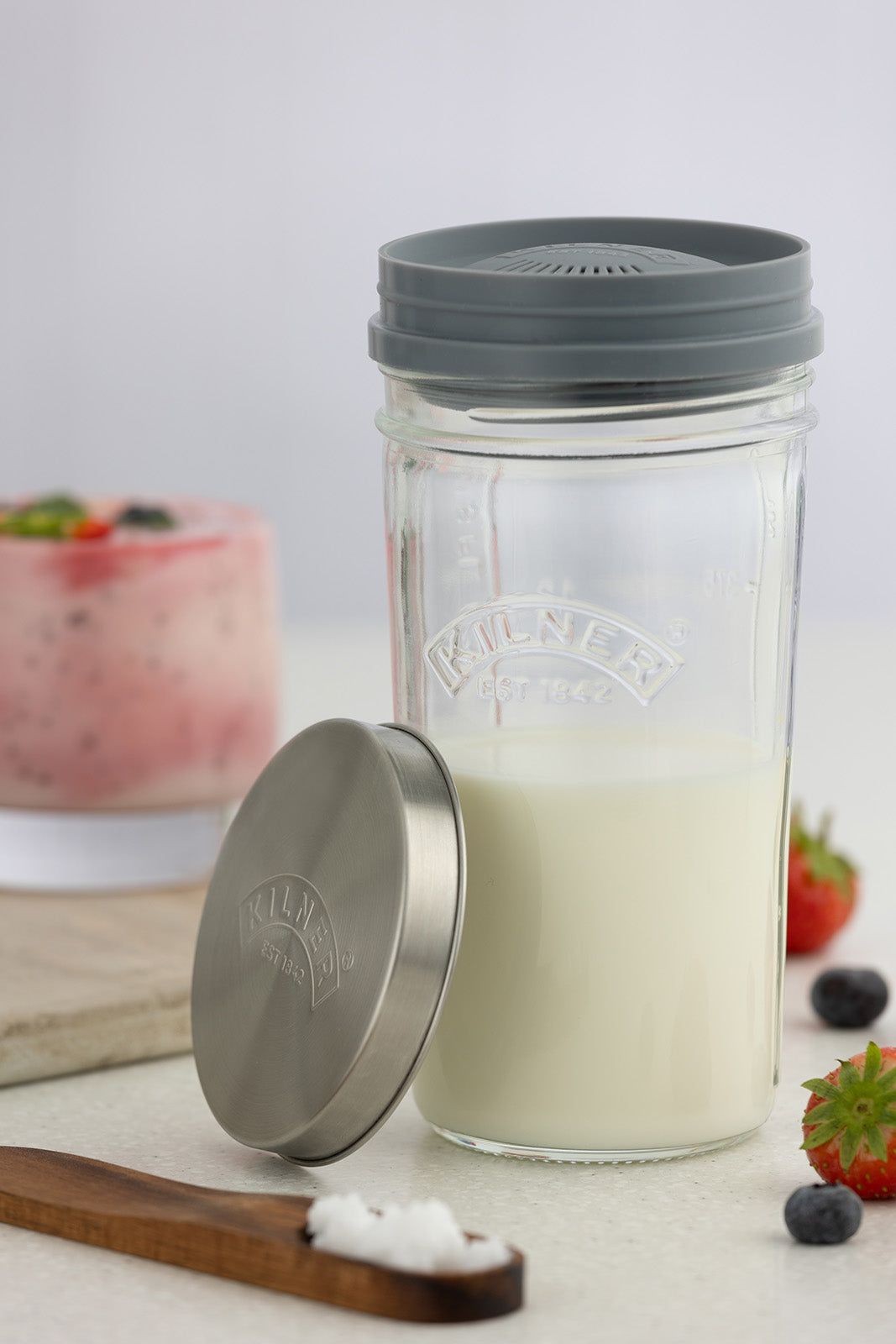Kilner Kefir Set with Wide Mouth Jar, Silicone Strainer Cap, Stainless Steel Lid, 17 Ounce