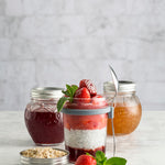 Kilner Parfait & Overnight Oats Jar Set, 350ml Glass Breakfast Jar with Spoon