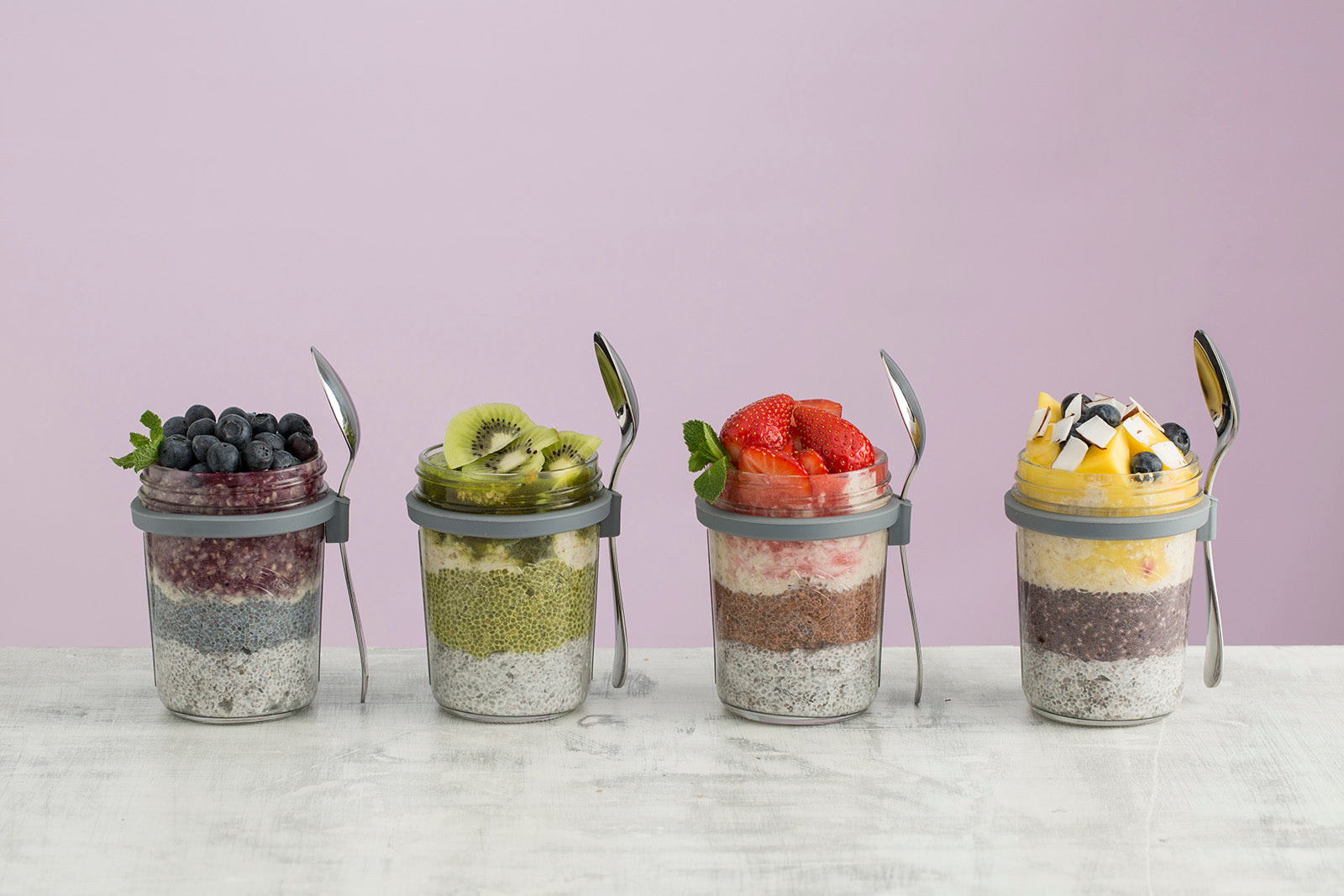 Kilner Parfait & Overnight Oats Jar Set, 350ml Glass Breakfast Jar with Spoon