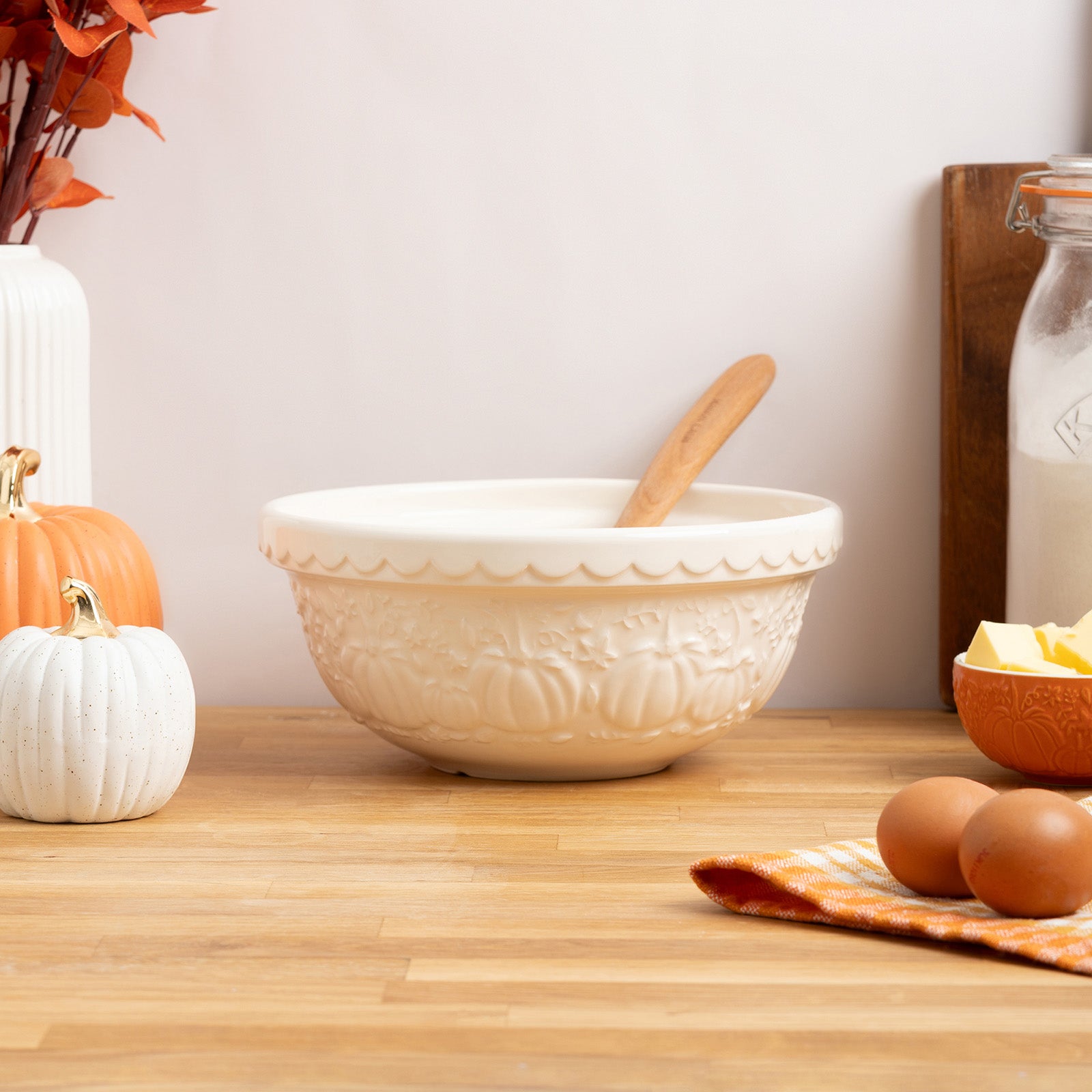 Mason Cash Pumpkin Mixing Bowl Size 24, 2.15-Quart, Cream