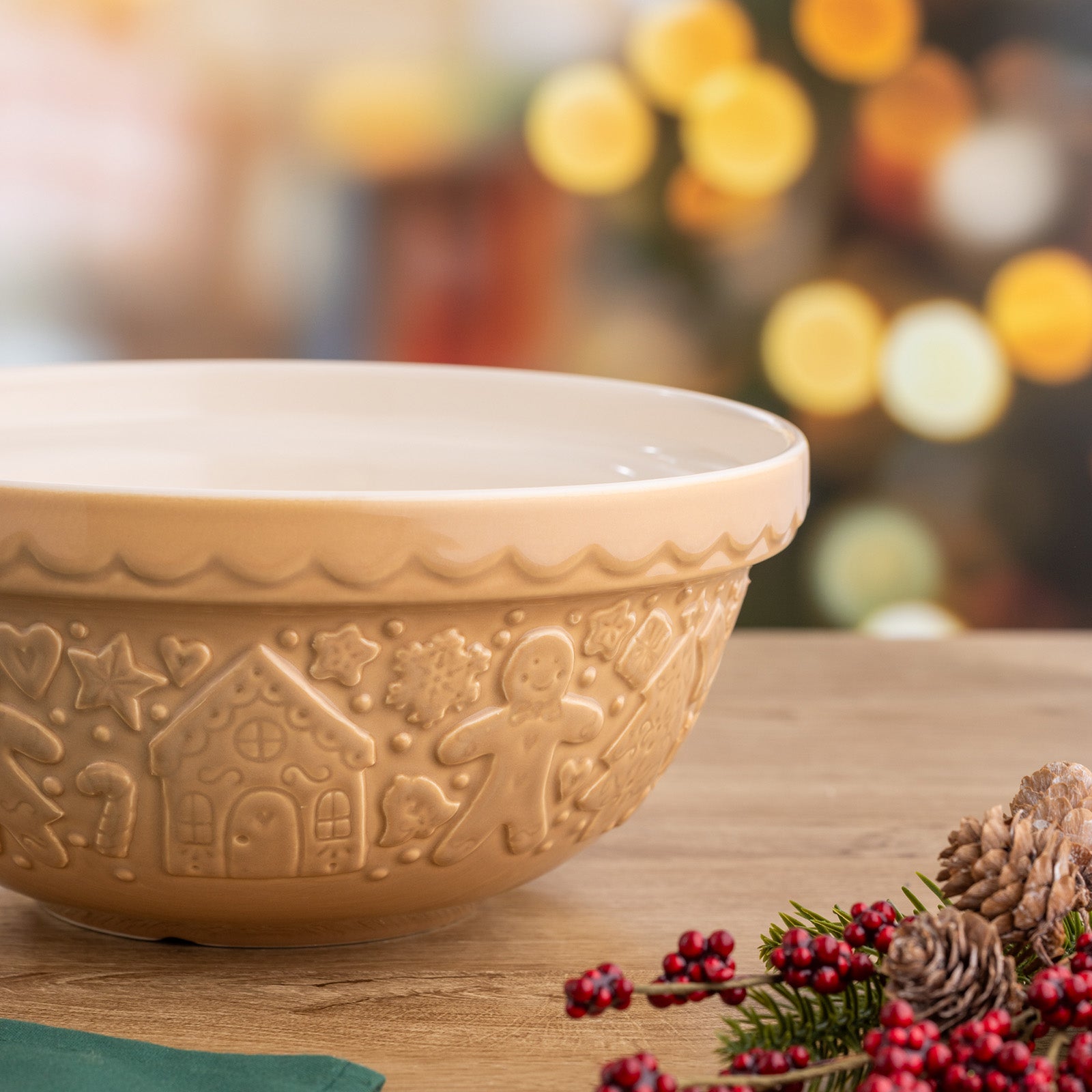 Mason Cash Gingerbread Lane Mixing Bowl Size 24, 2.15-Quart, Cane