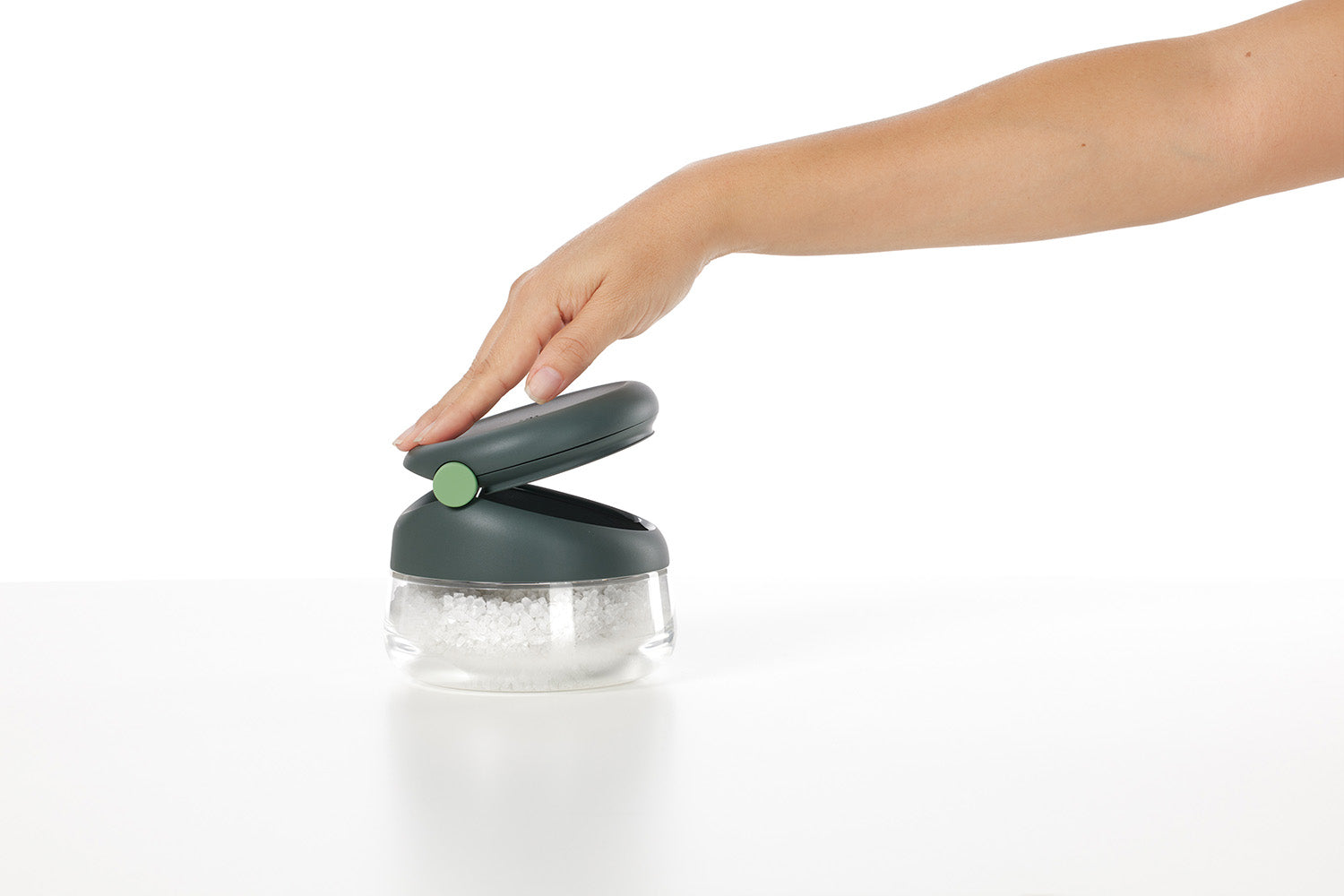 Lekue Salt Cellar, Glass and ABS, 16.9 oz, Black