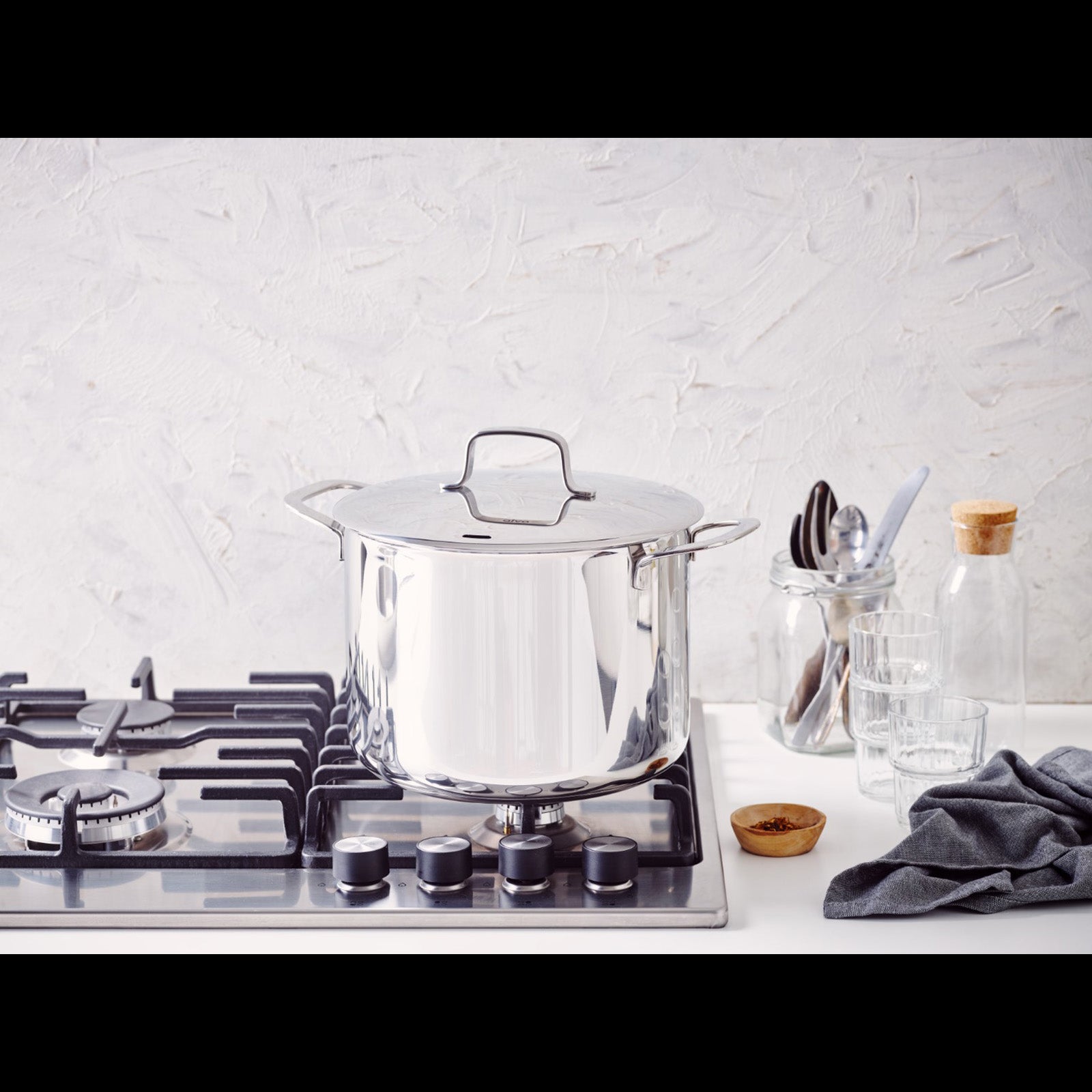 Alva Mastero 7.8-Quart Stockpot with Lid, 9.5-Inch, Stainless Steel