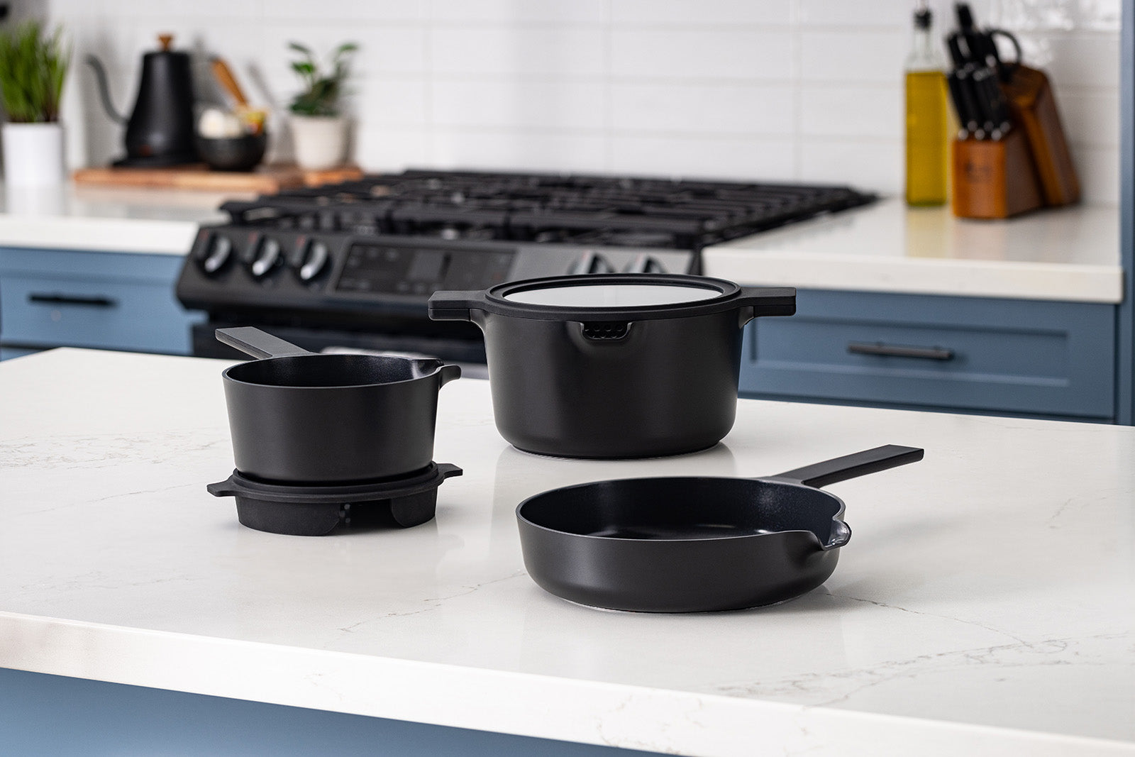 Alva Neat 5-Piece Ceramic Nonstick Stackable Cookware Set, Induction & Oven Safe, Black