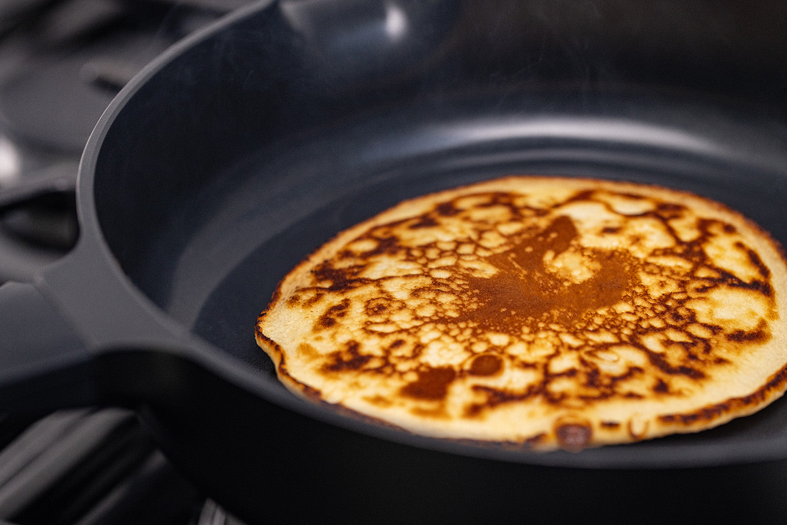 Alva Neat 5-Piece Ceramic Nonstick Stackable Cookware Set, Induction & Oven Safe, Black