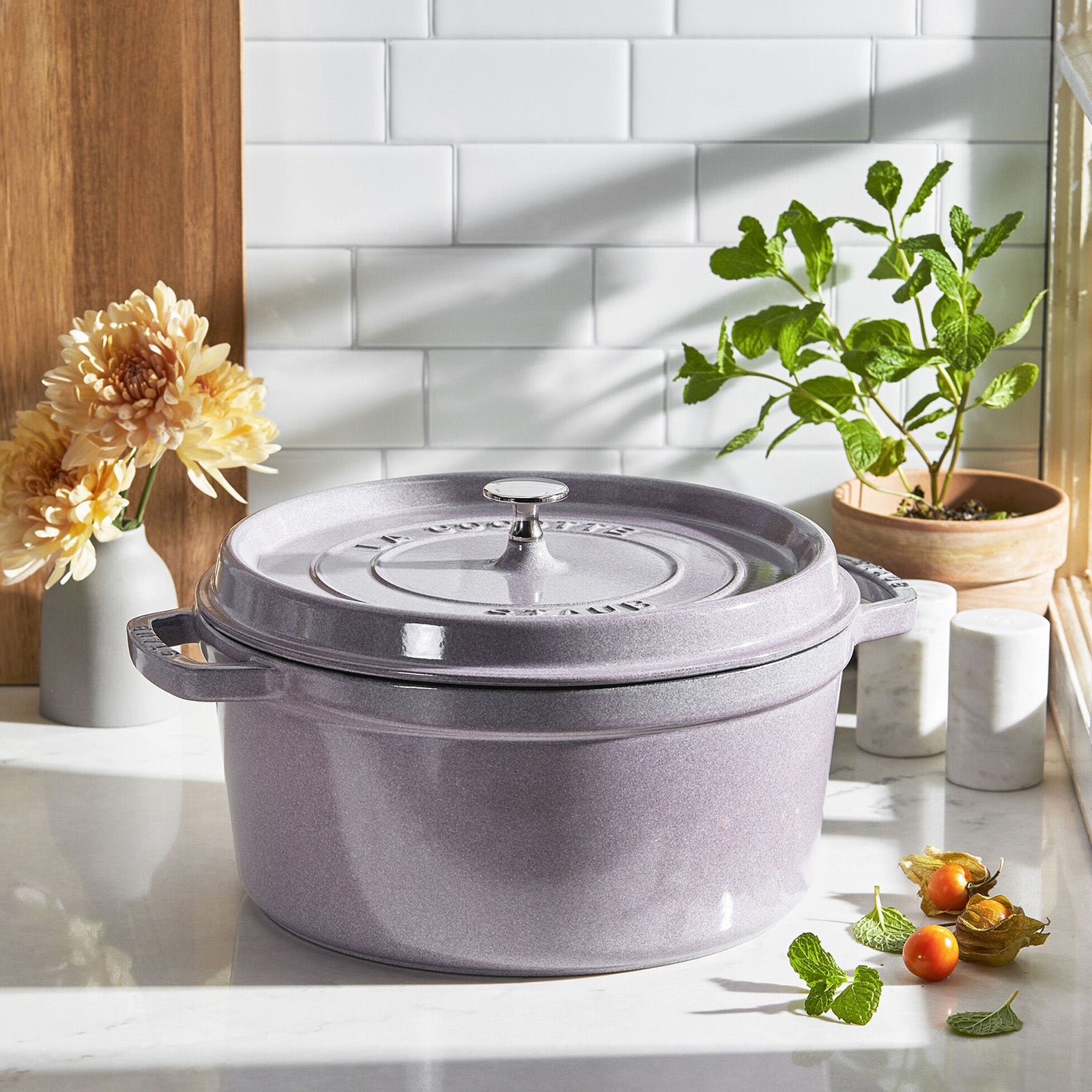 Staub 7-qt Round Cocotte, Lilac