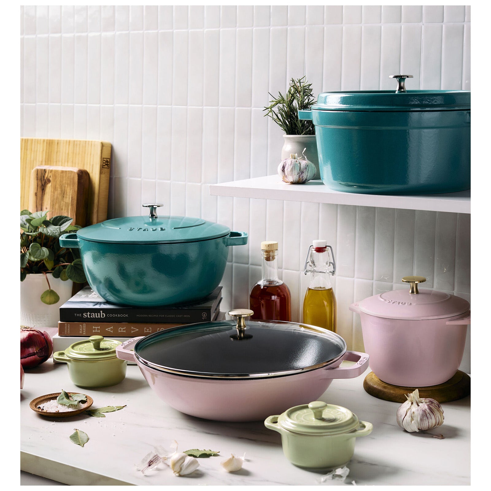 Staub 7-qt Round Cocotte, Turquoise