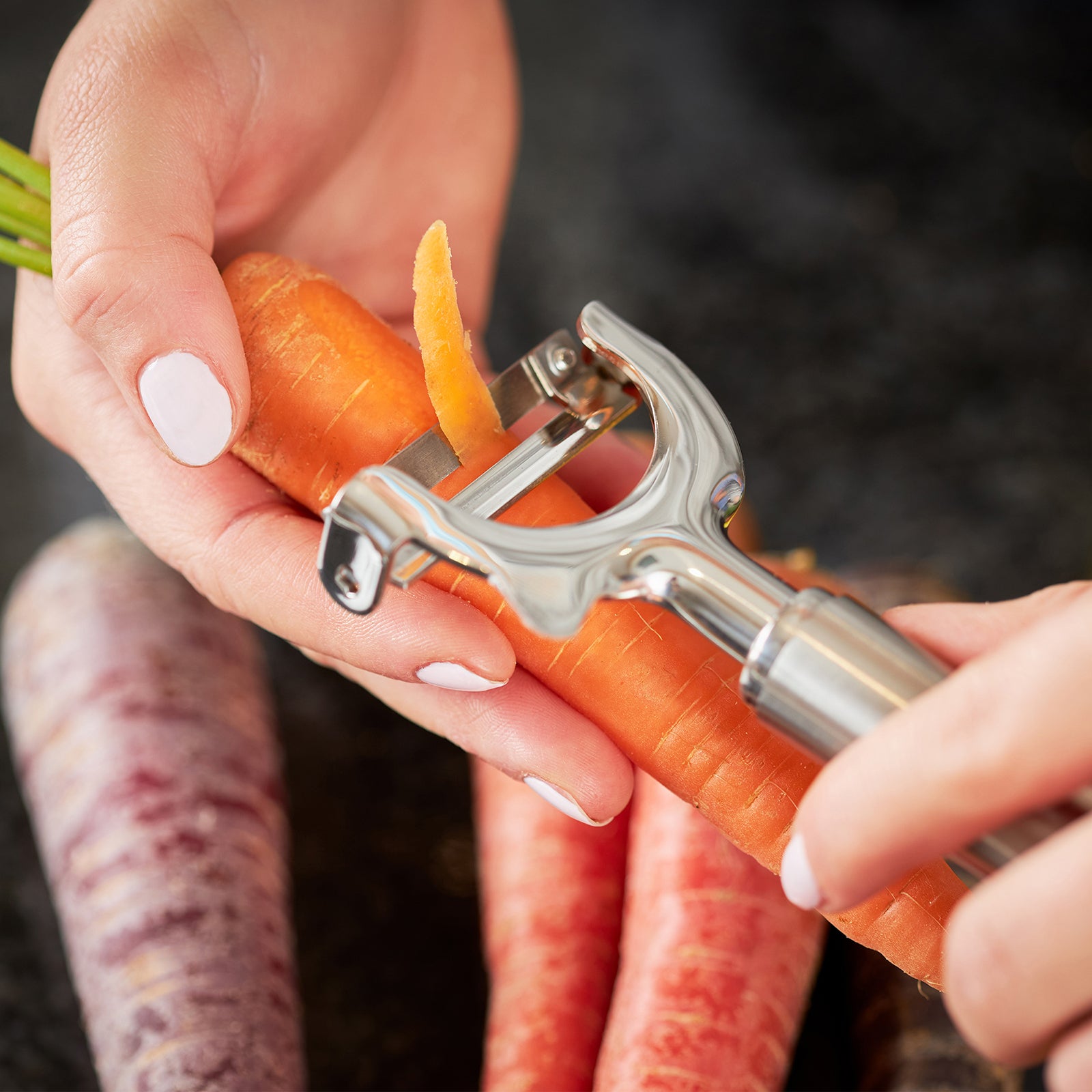 Rosle Stainless Steel Swivel Crosswise Vegetable Peeler, 1.5-Inch