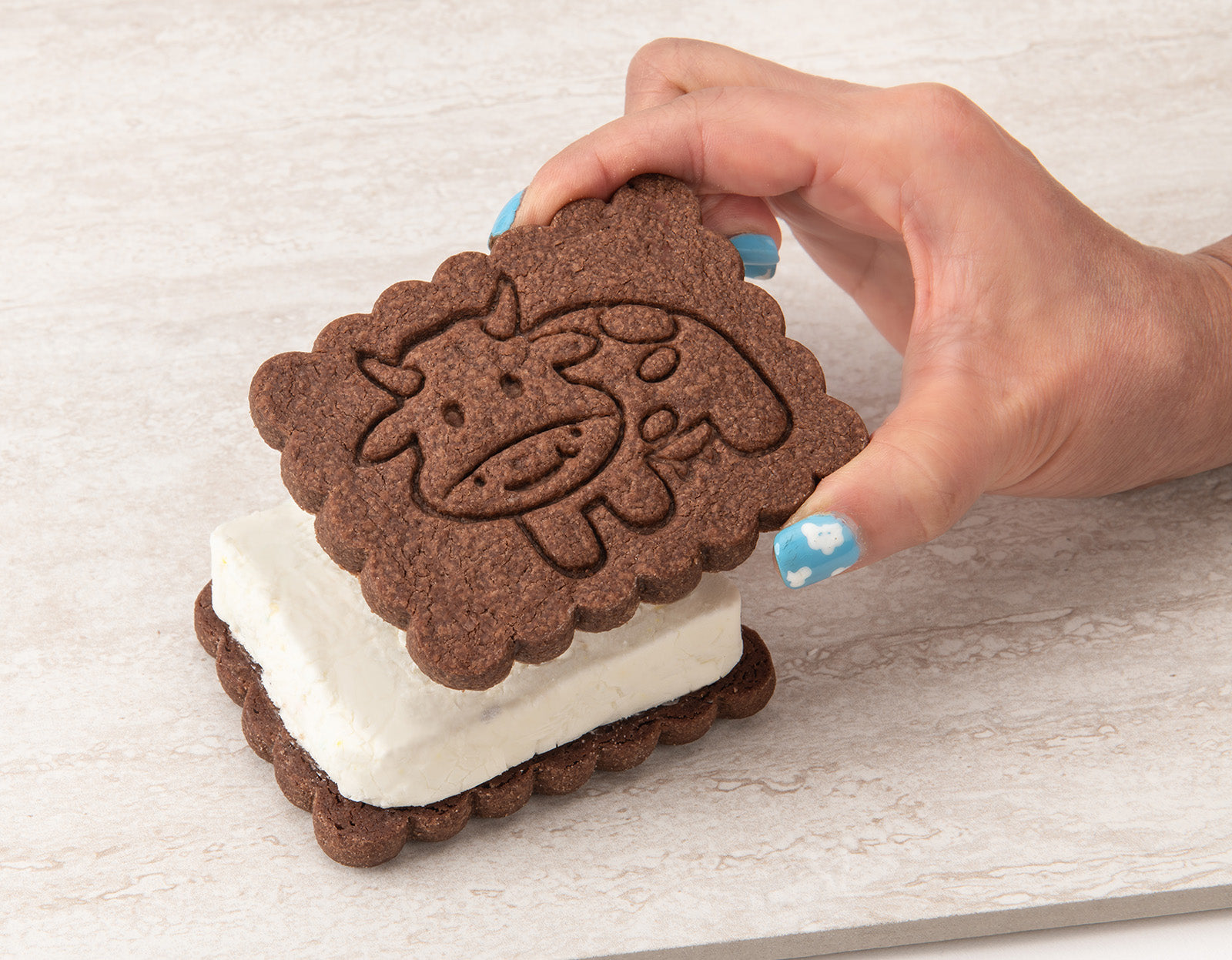 Mobi Silicone Ice Cream Sandwich Maker, Cow