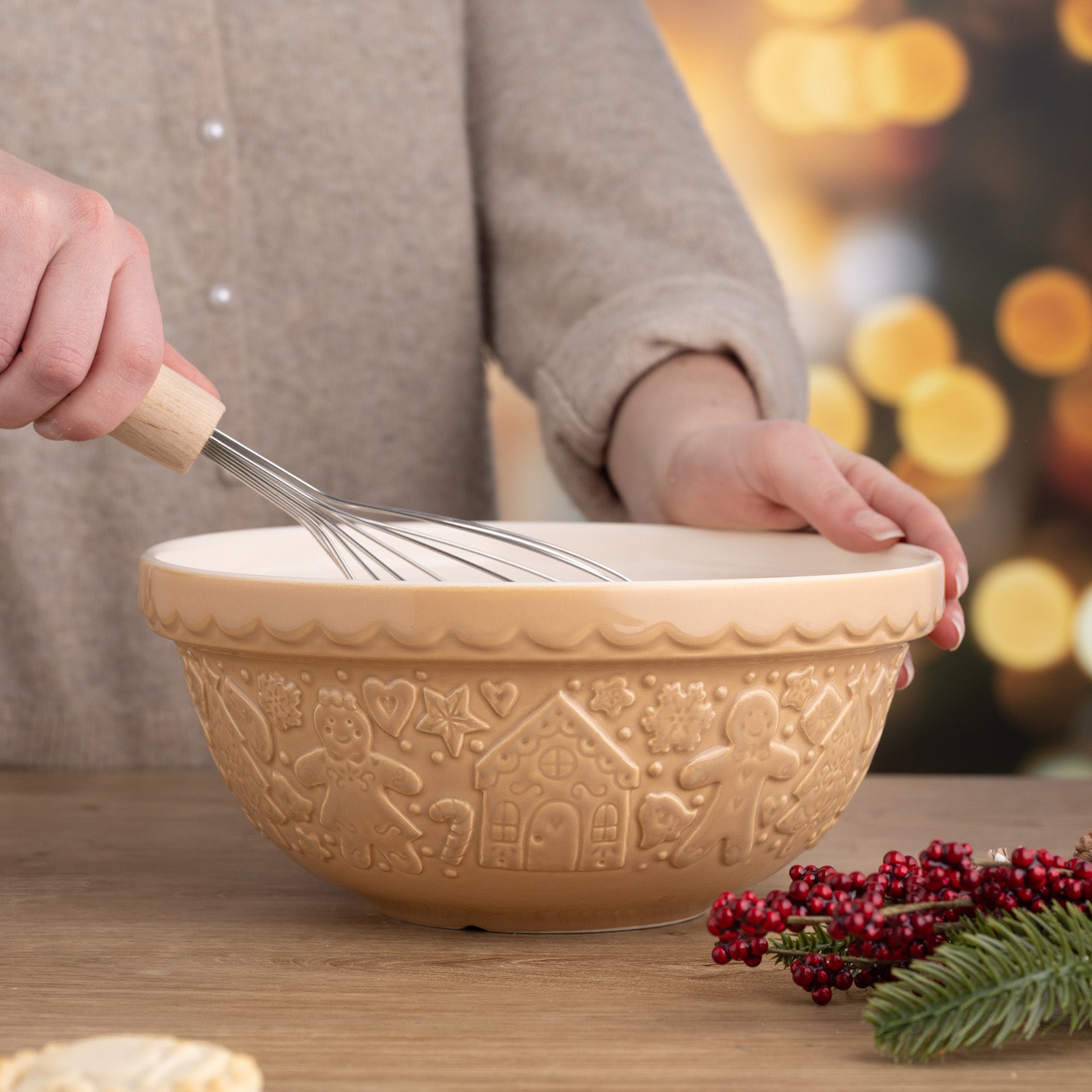 Mason Cash Gingerbread Lane Mixing Bowl Set of 3 | Stoneware Nesting Bowls, Holiday Theme