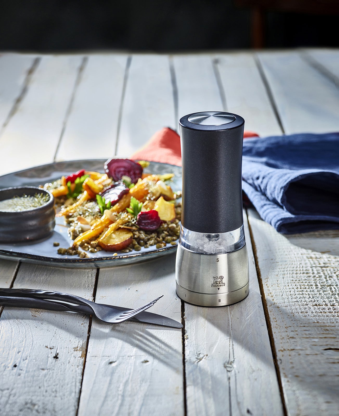 Peugeot Daman Zirlon Electric Salt and Pepper Mill 2 Piece Set, Iridescent Black, 7-Inch
