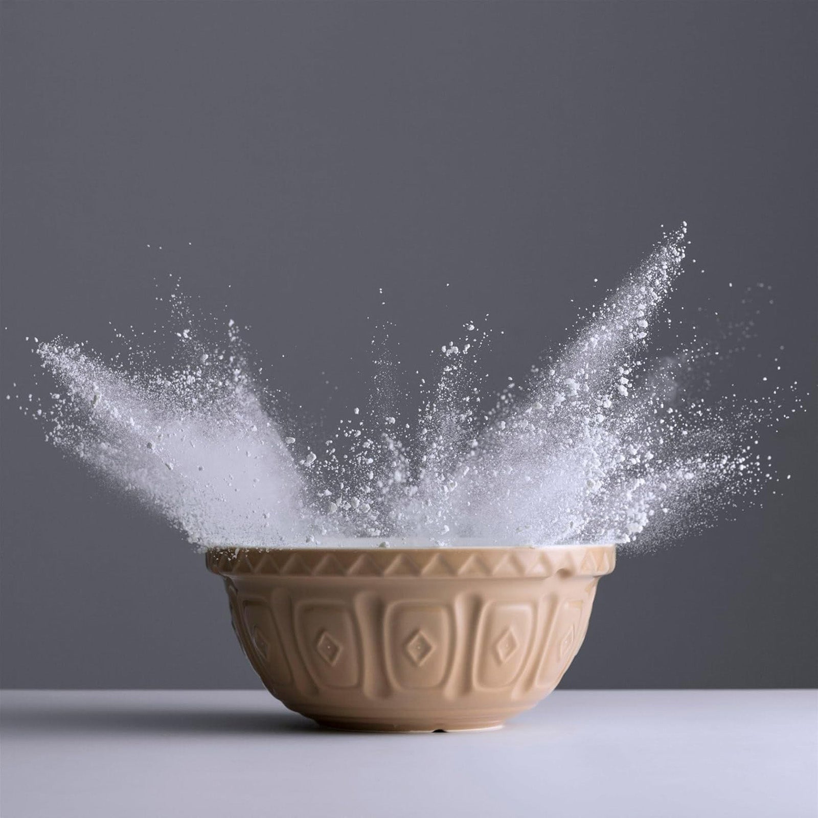 Mason Cash Cane Collection Size 9 Mixing Bowl, 5.3 Quart