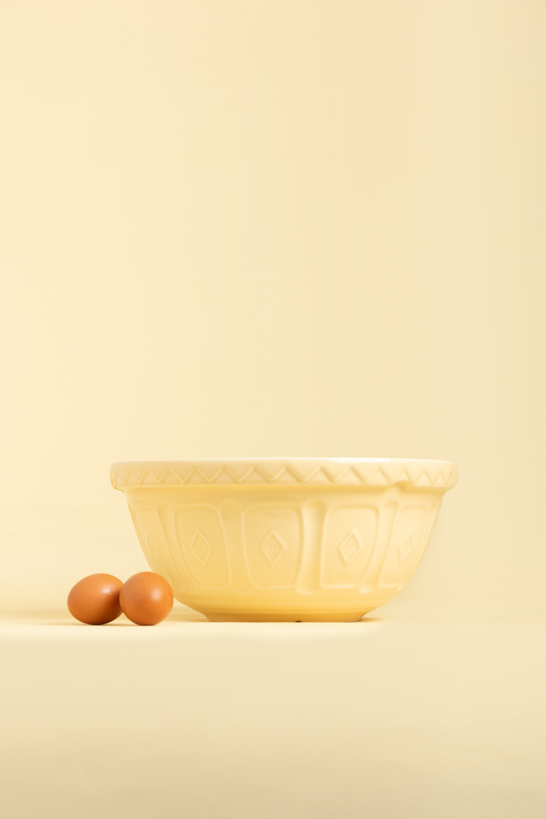 Mason Cash Color Mix Yellow Size 12 Mixing Bowl, 4.25 Quart