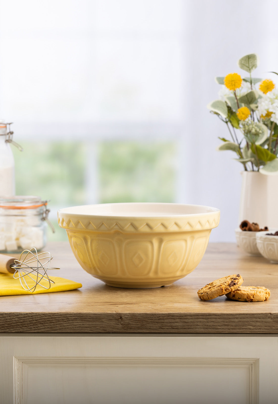 Mason Cash Color Mix Yellow Size 24 Mixing Bowl, 2.15 Quart