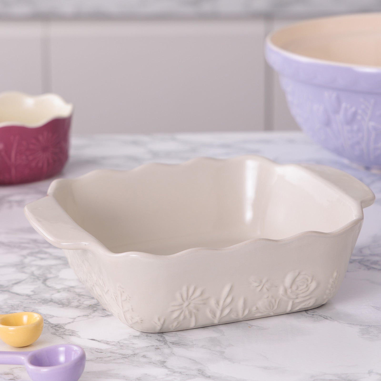 Mason Cash In The Meadow Square Baker with Embossed Floral Design, Cream