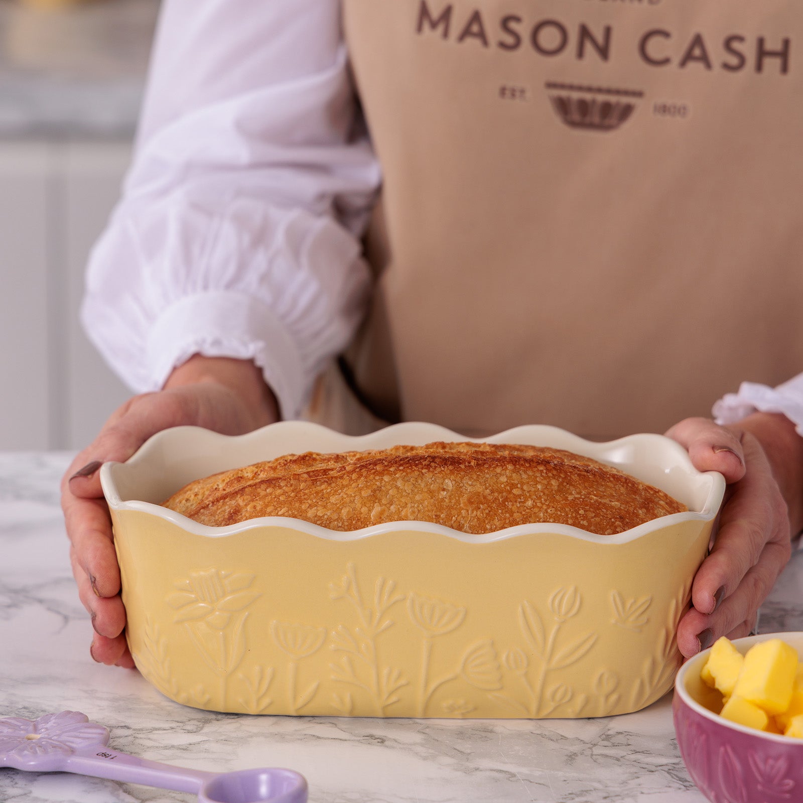 Mason Cash In The Meadow Loaf Pan with Embossed Floral Design, Yellow