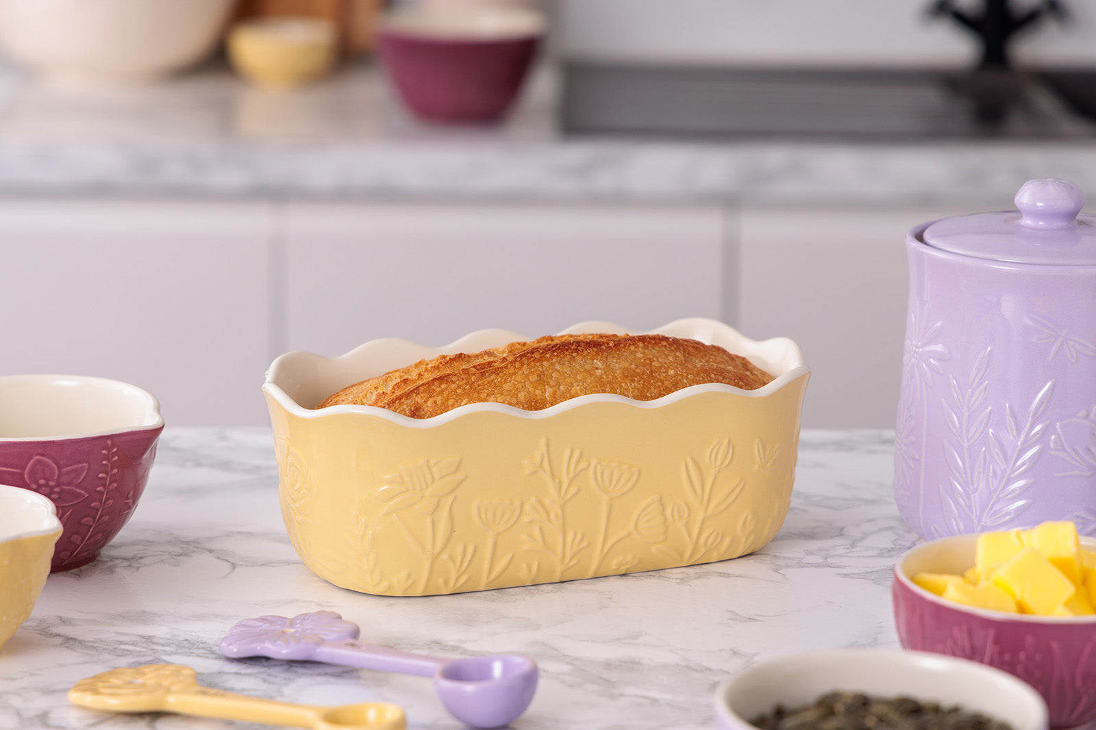 Mason Cash In The Meadow Loaf Pan with Embossed Floral Design, Yellow
