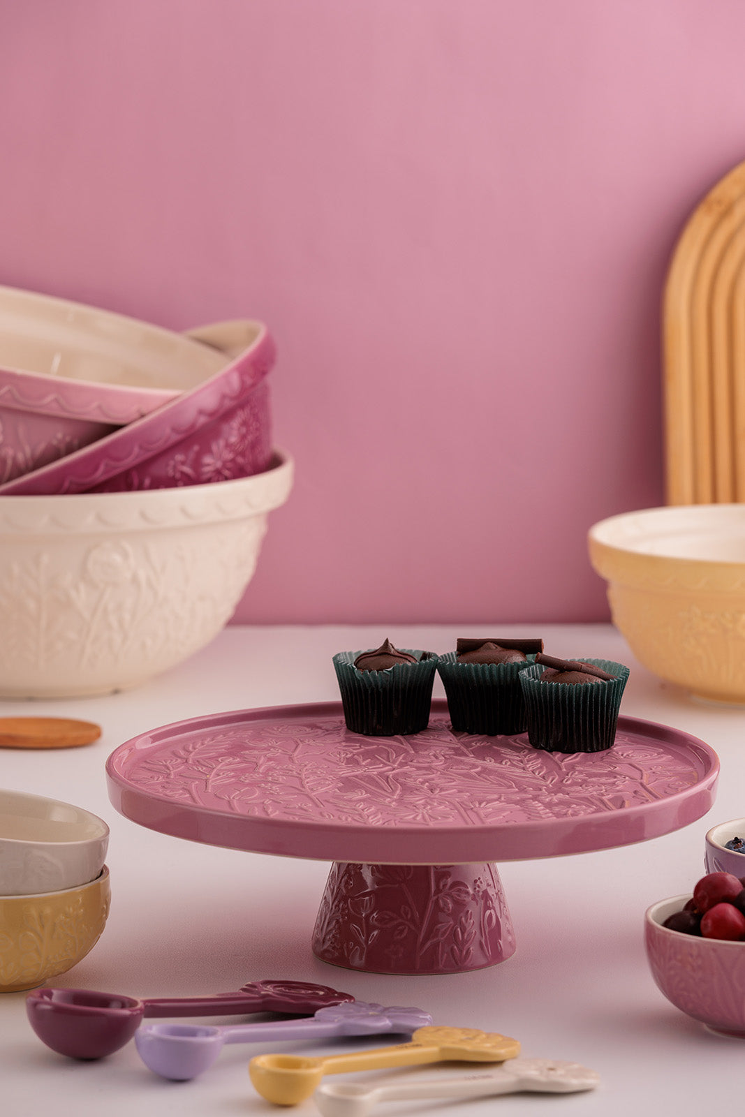 Mason Cash In the Meadow Cake Stand