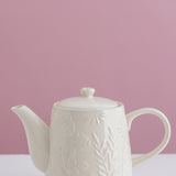 Mason Cash In the Meadow Teapot, 34 fl oz Stoneware Teapot with Embossed Floral Design