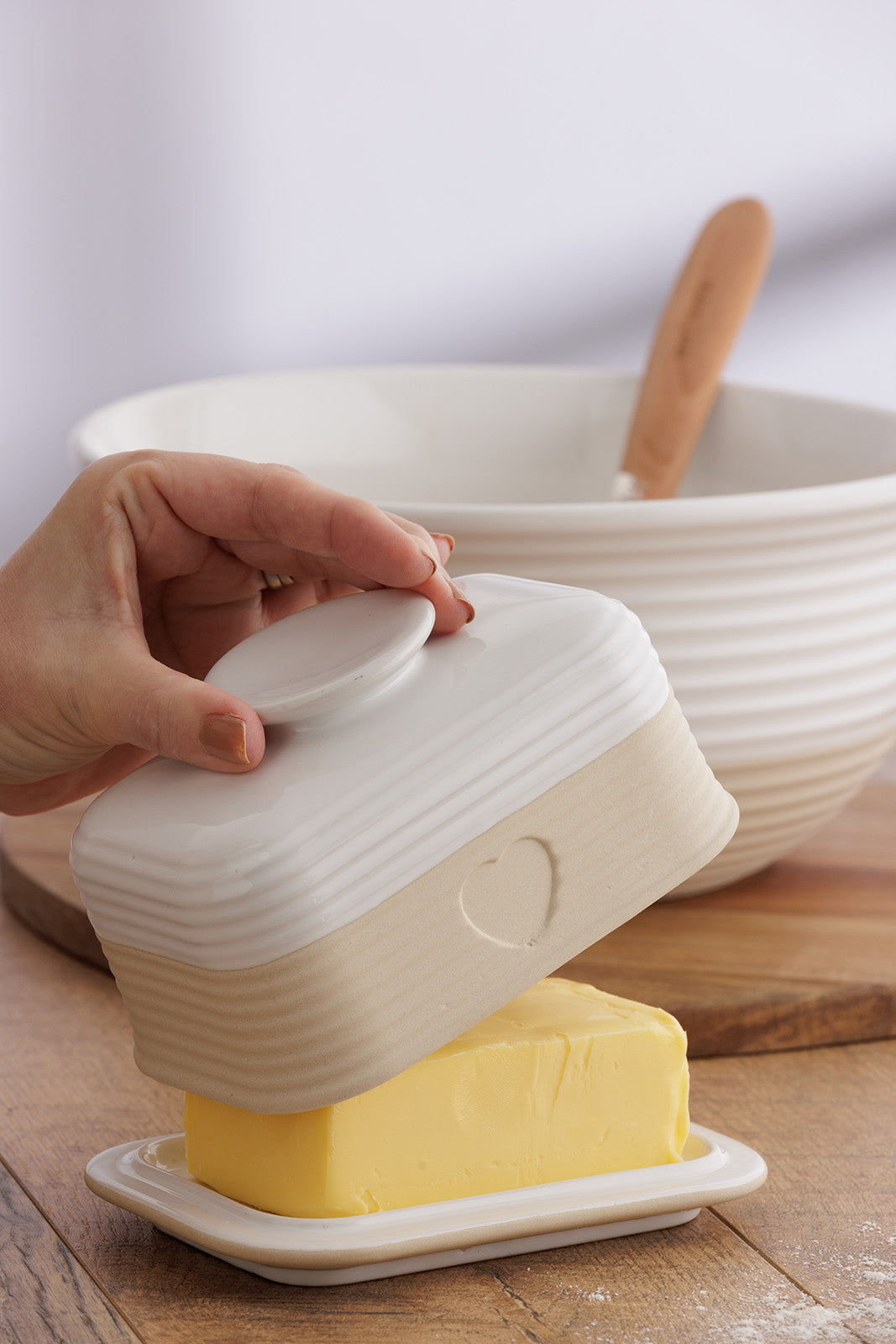 Mason Cash Rustic Charm Butter Dish, Covered Stoneware Butter Keeper