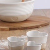 Mason Cash Rustic Charm Measuring Cups, Set of 3 Stoneware Cups (1 Cup to ¼ Cup)