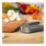 Kuhn Rikon 7-Inch Easy-Clean Garlic Press, Black