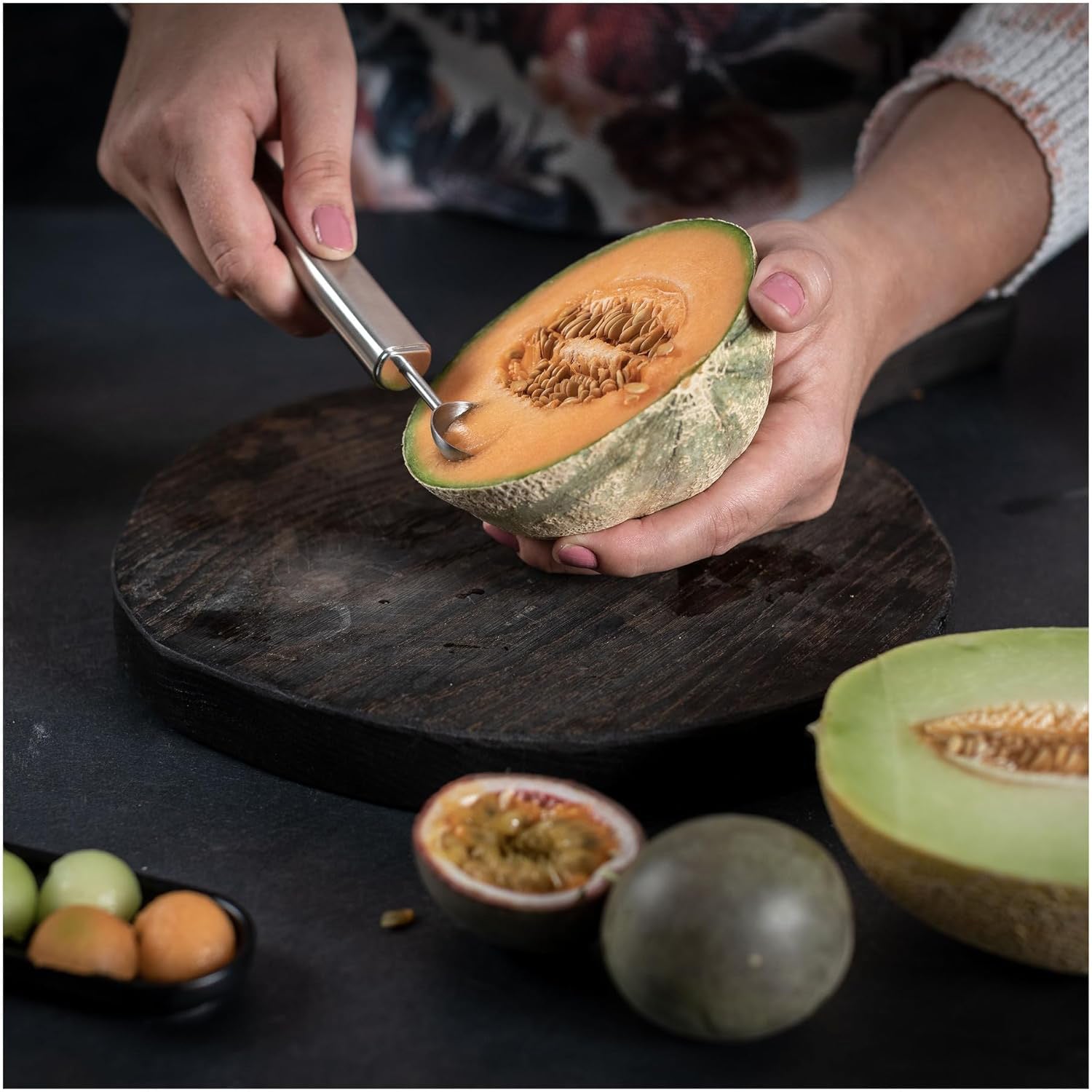 Kuhn Rikon Essential Melon Baller with Stainless Steel Scoop for Melon, Fruit & Cookie Dough