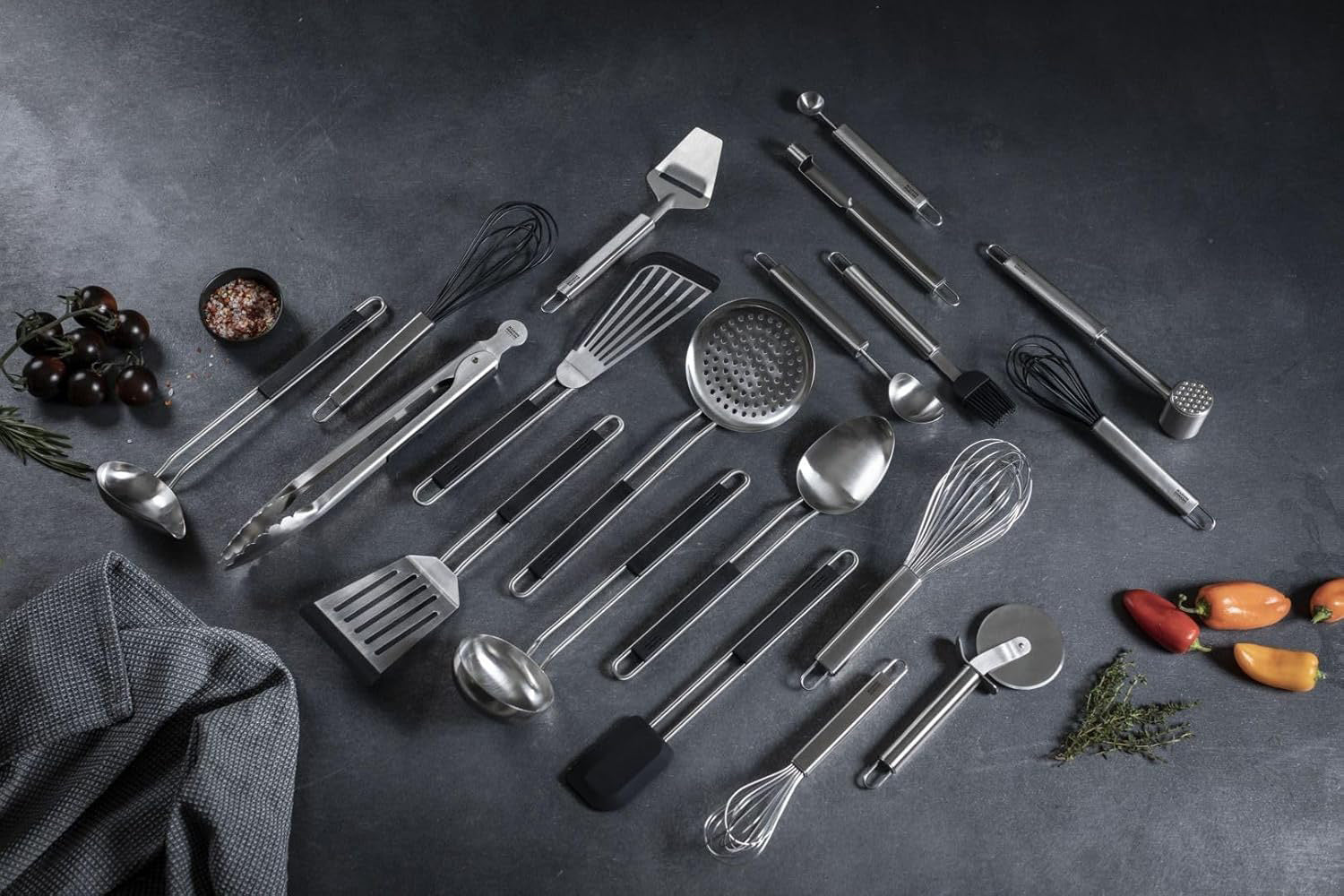 Kuhn Rikon Essential Swivel Peeler with Stainless Steel Swivel Blade