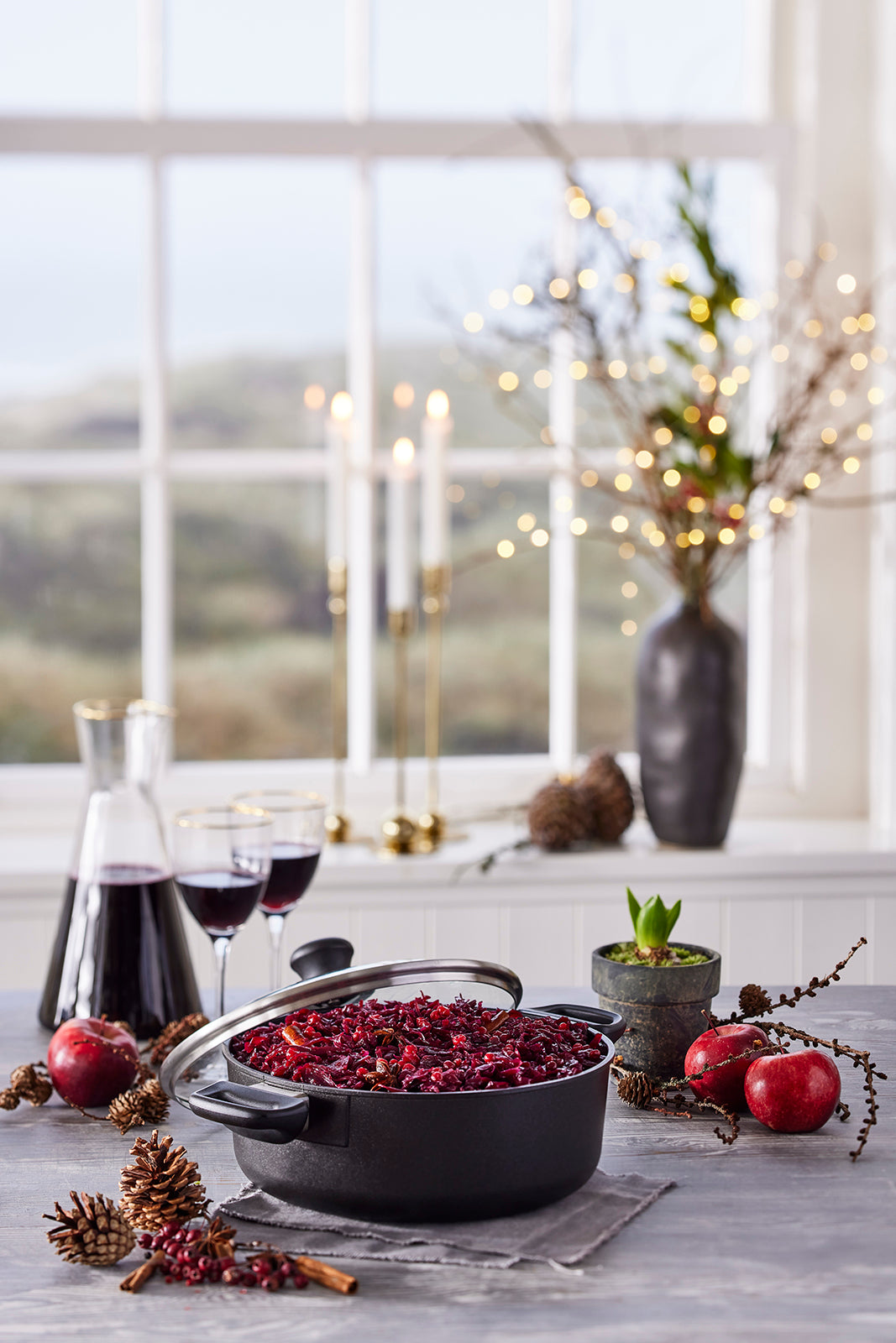 Scanpan Classic 4.5 Quart Low Sauce Pot With Lid, 10.25 Inch