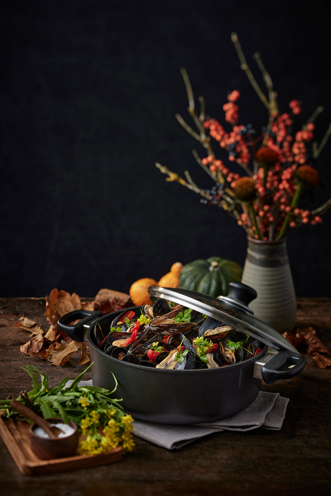 Scanpan Classic 4.5 Quart Low Sauce Pot With Lid, 10.25 Inch