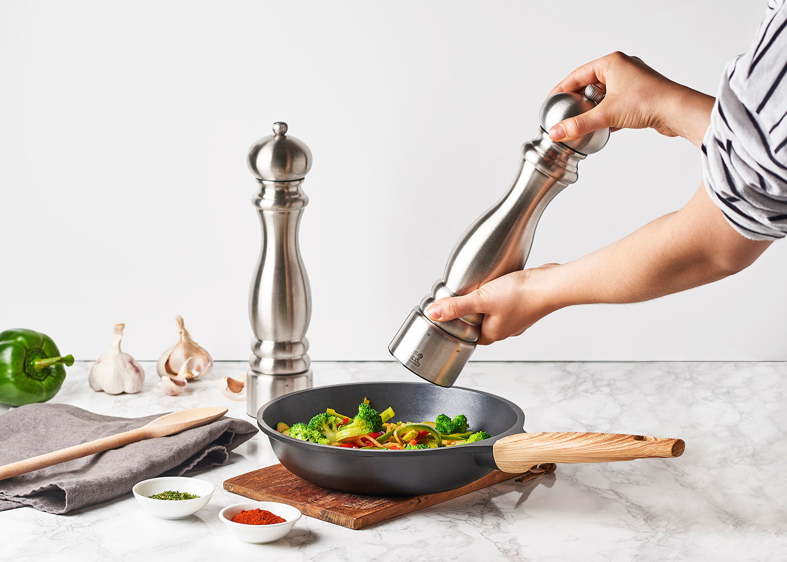 Peugeot Paris Chef u'Select 12-Inch Salt Mill, Stainless Steel