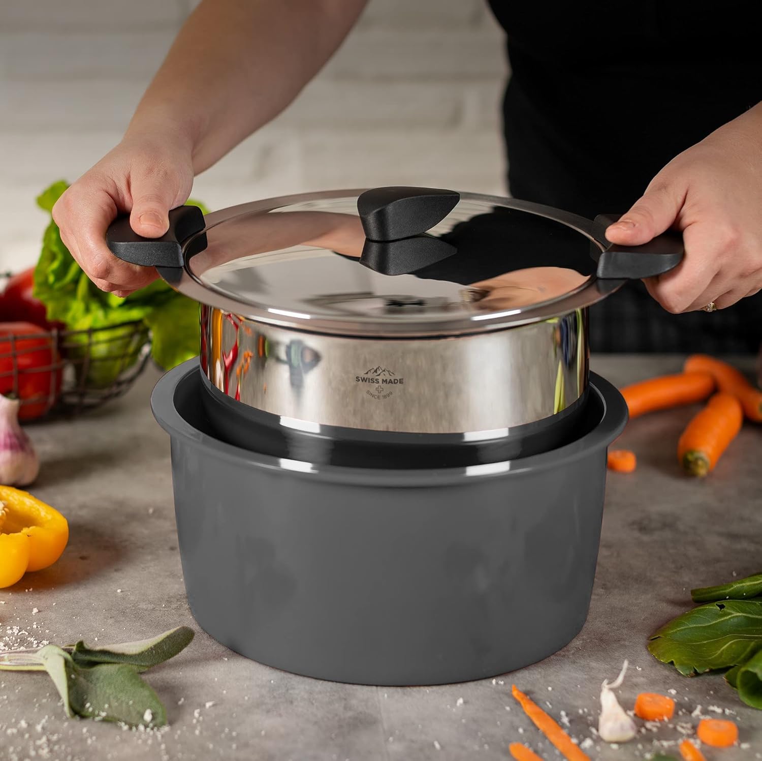 Kuhn Rikon Hotpan Stainless Steel Cooking Pot with Insulated Bowl, 1-Quart, Gray