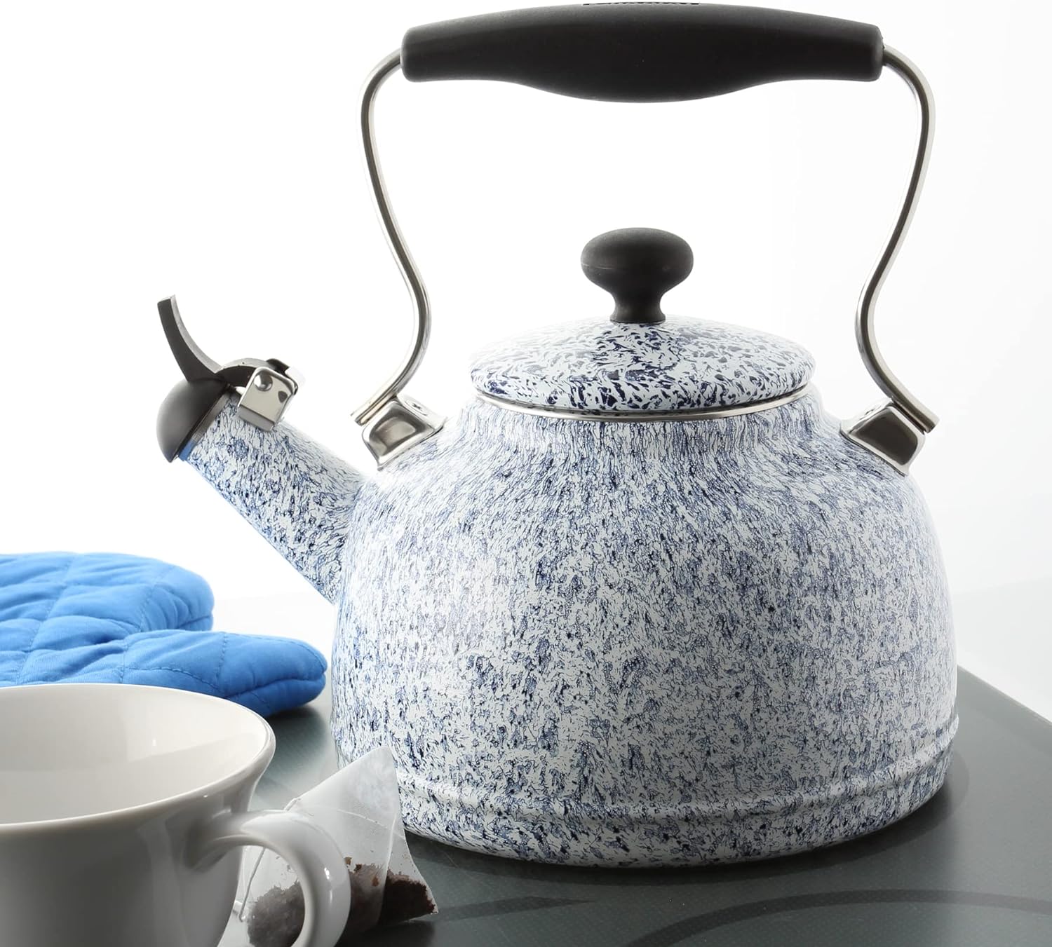 Chantal Vintage 1.7-Quart Enamel-on-Steel Splatter Teakettle, Blue/White