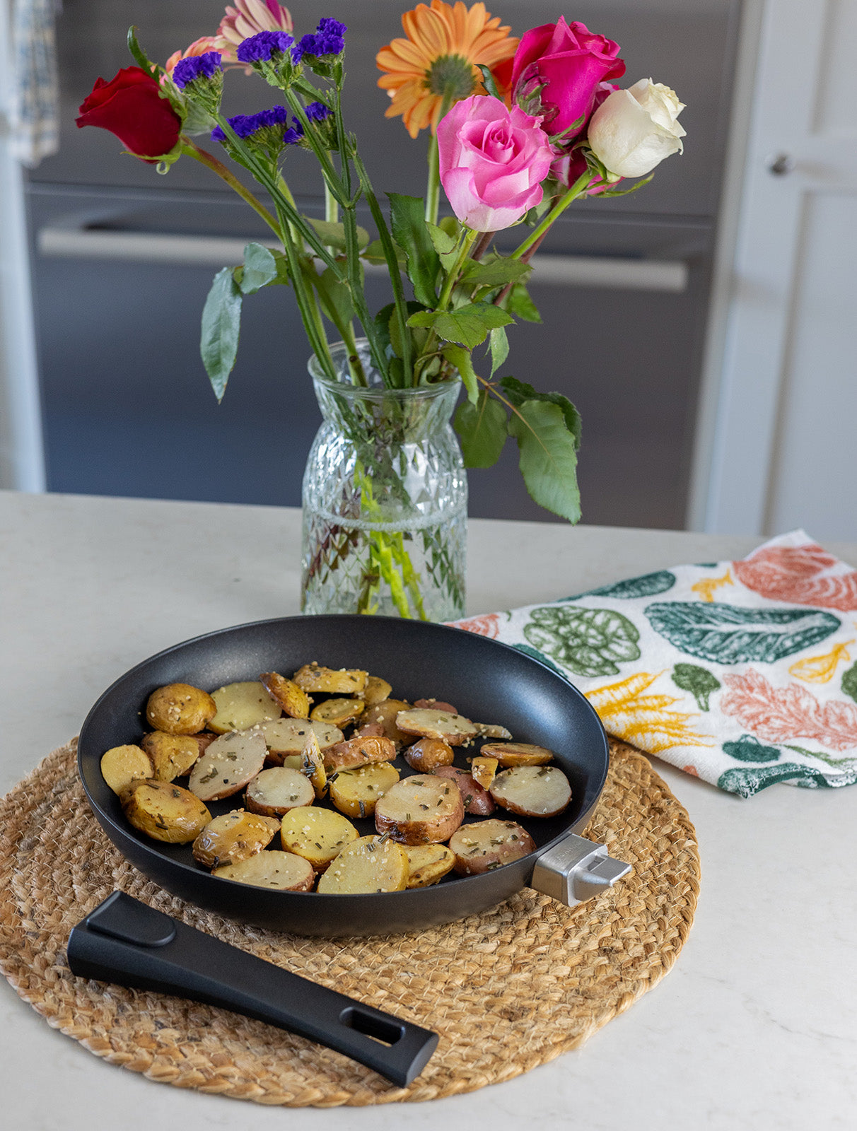 Scanpan Urban 10.25-Inch Nonstick Fry Pan with Detachable Handle