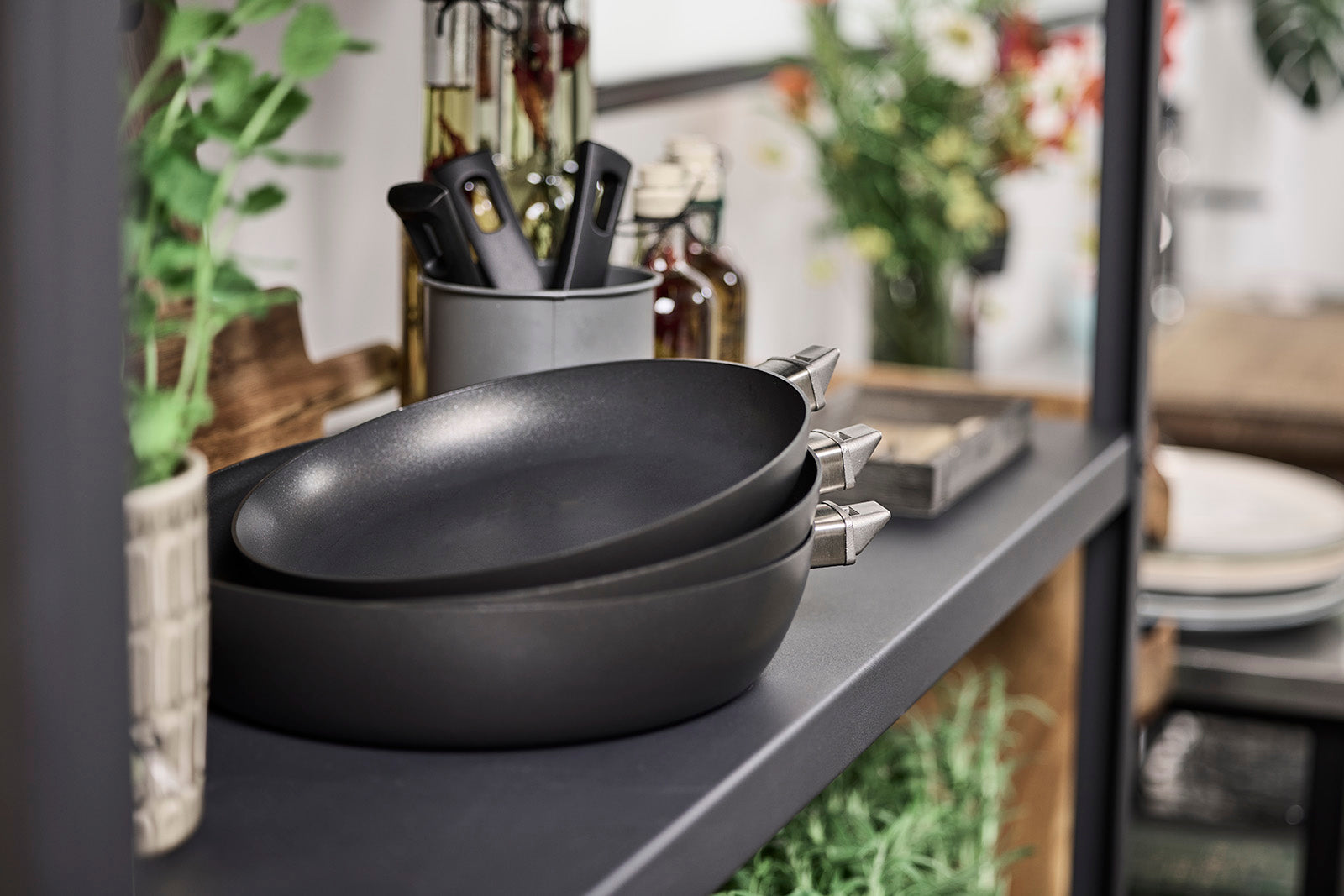 Scanpan Urban 3 Quart Saute Pan with Detachable Handle, 11-Inch