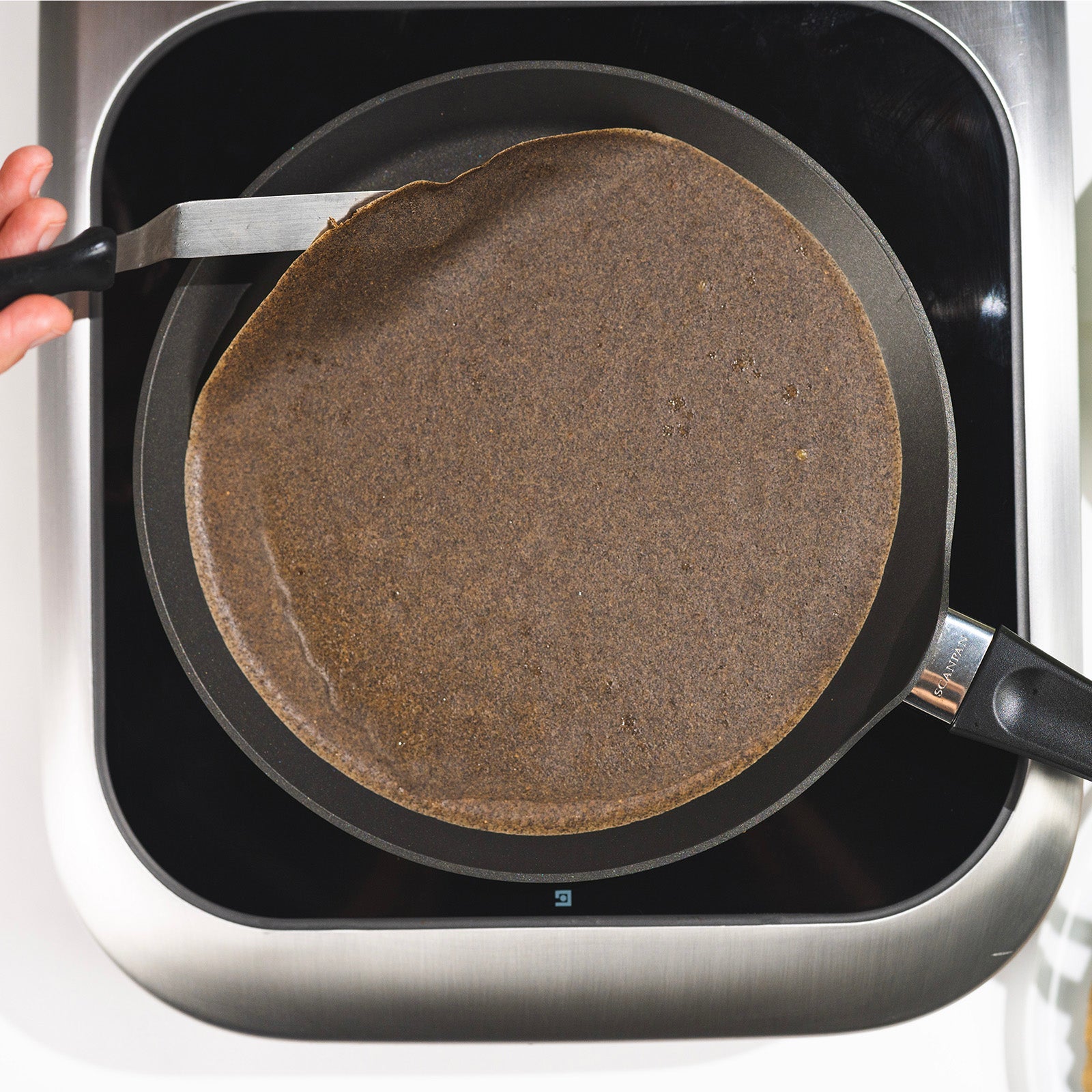 Scanpan Classic 9.75-Inch Omelet & Crepe Pan