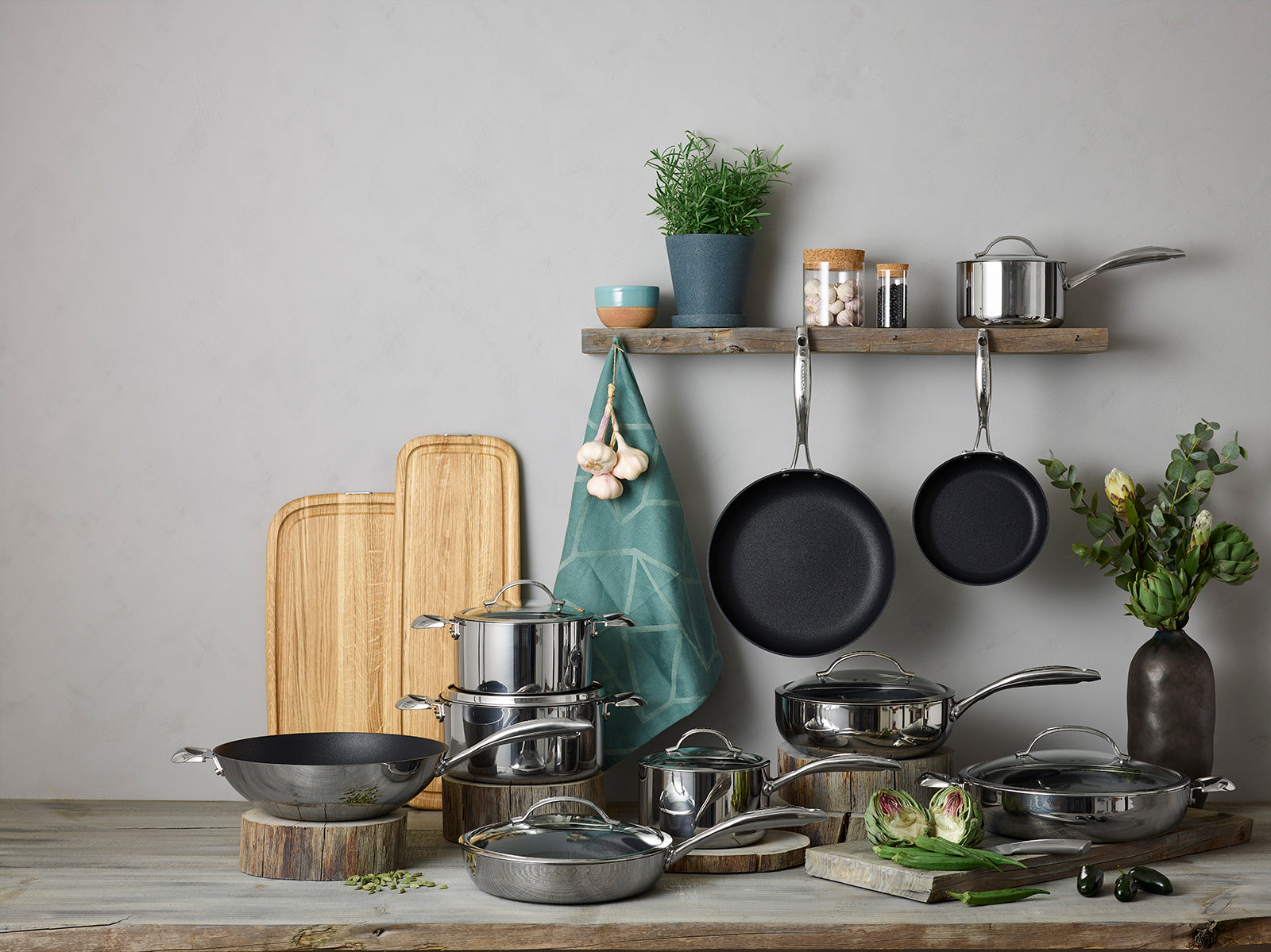 Scanpan Haptiq Stainless Steel Nonstick 7.5 Qt. Covered Dutch Oven