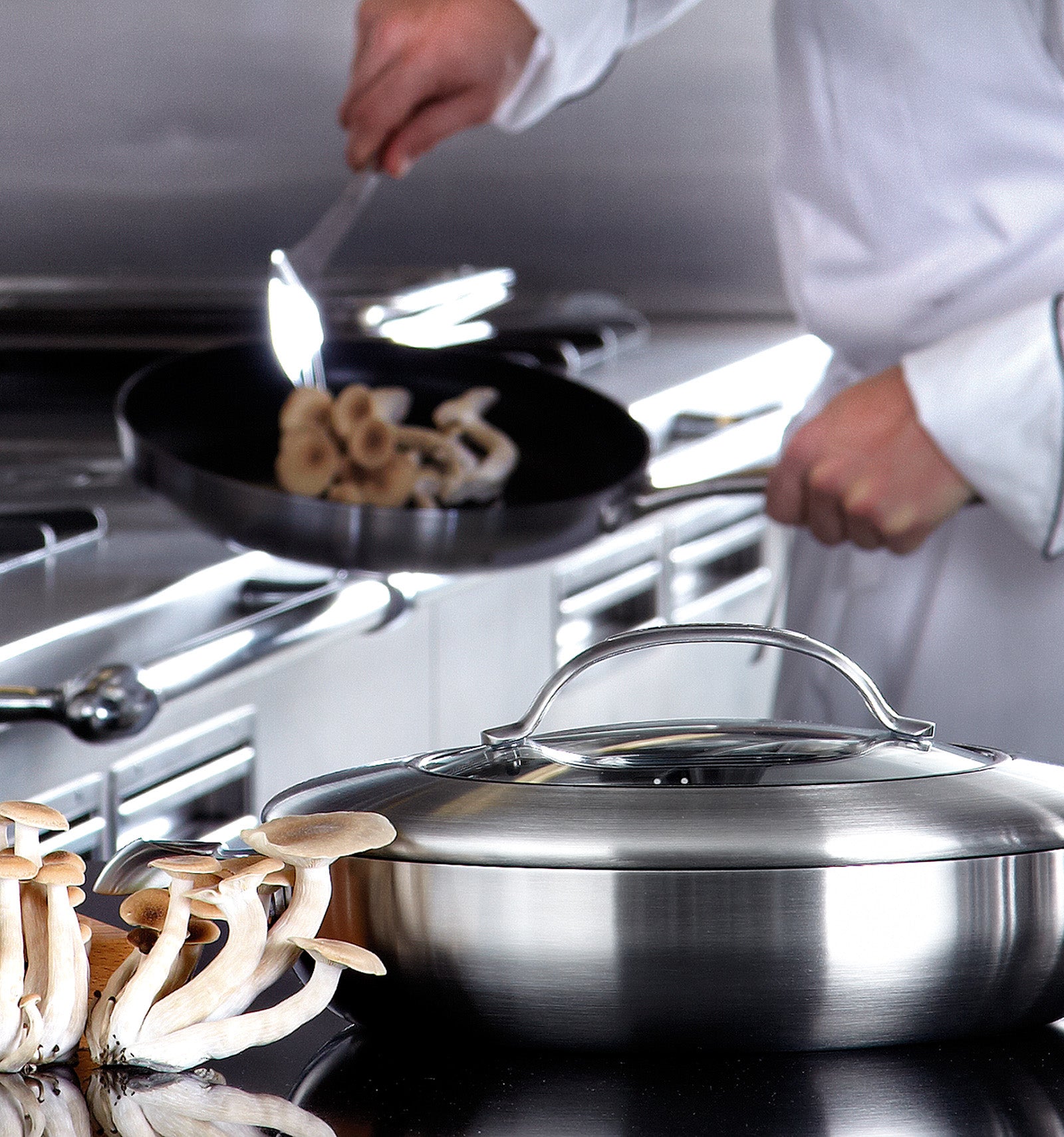 Scanpan CTX 12.75 Inch Nonstick Chef's Pan, 5.25 Quart, Stainless Steel