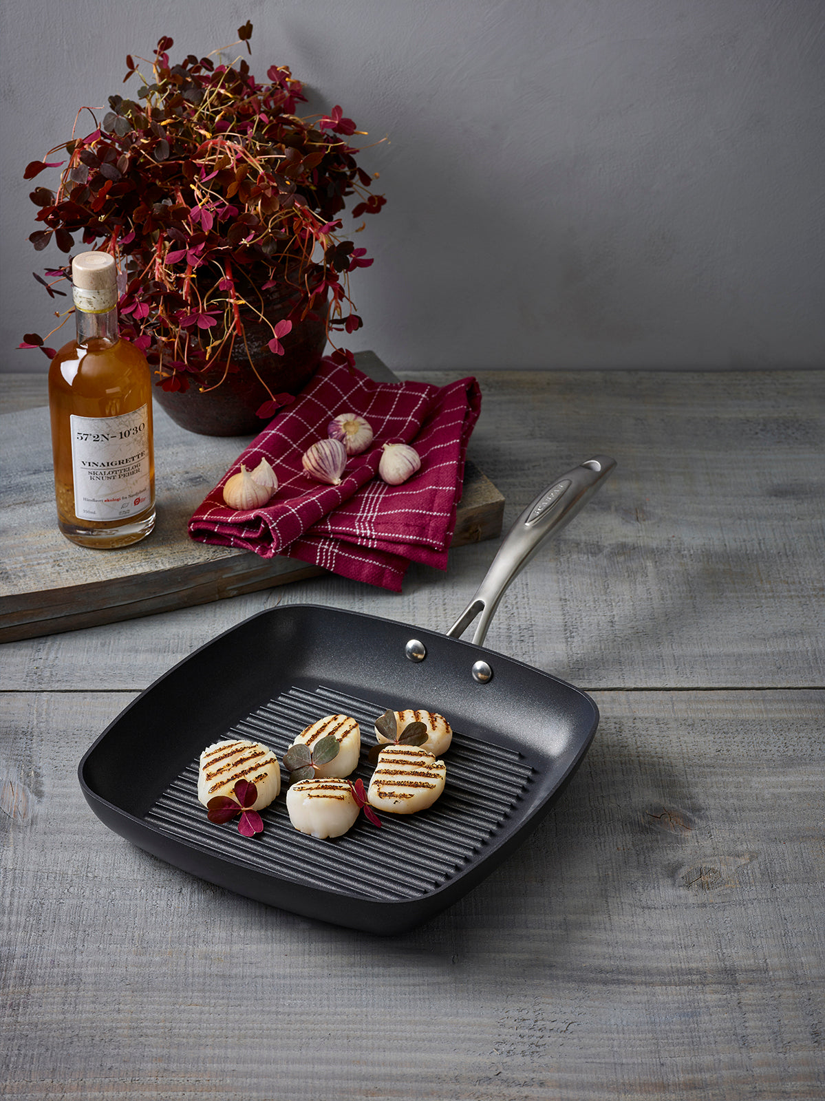 Scanpan Pro IQ 10.5 Inch Square Grill Pan