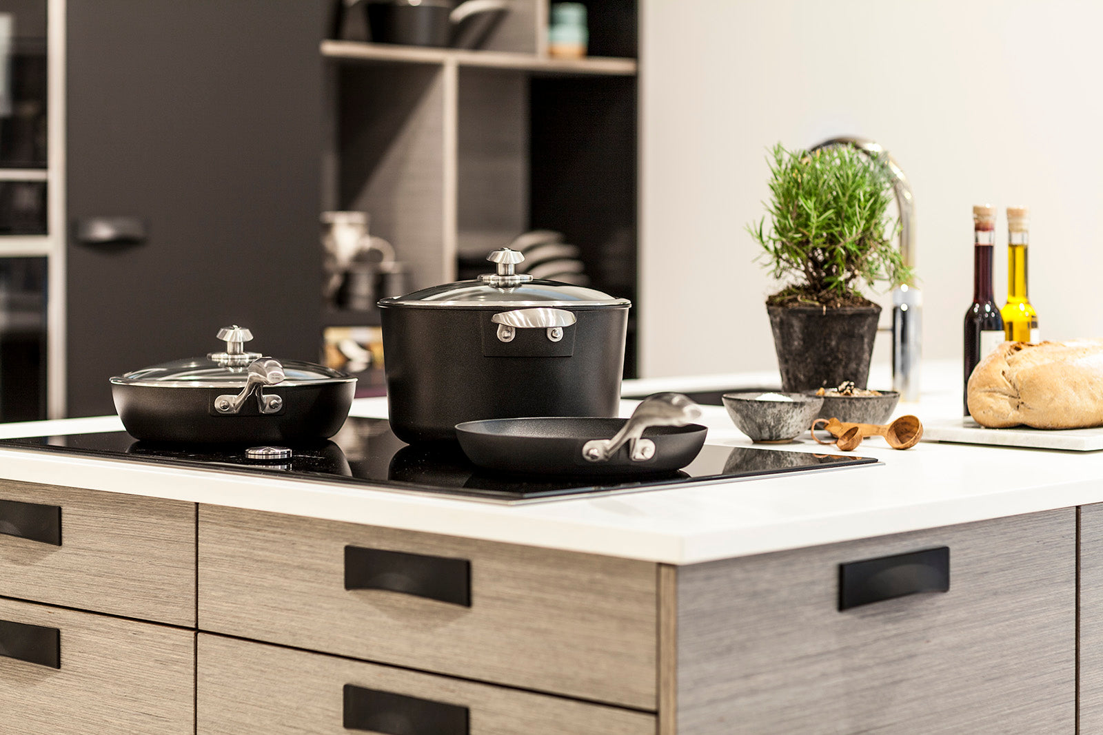 Scanpan Pro IQ 2.6 Quart Covered Saucepan