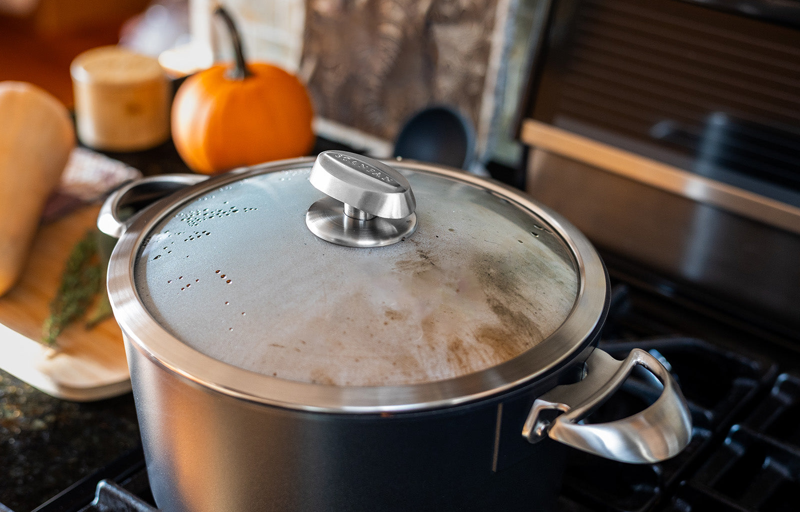 Scanpan Pro IQ 6.5 Quart Covered Dutch Oven