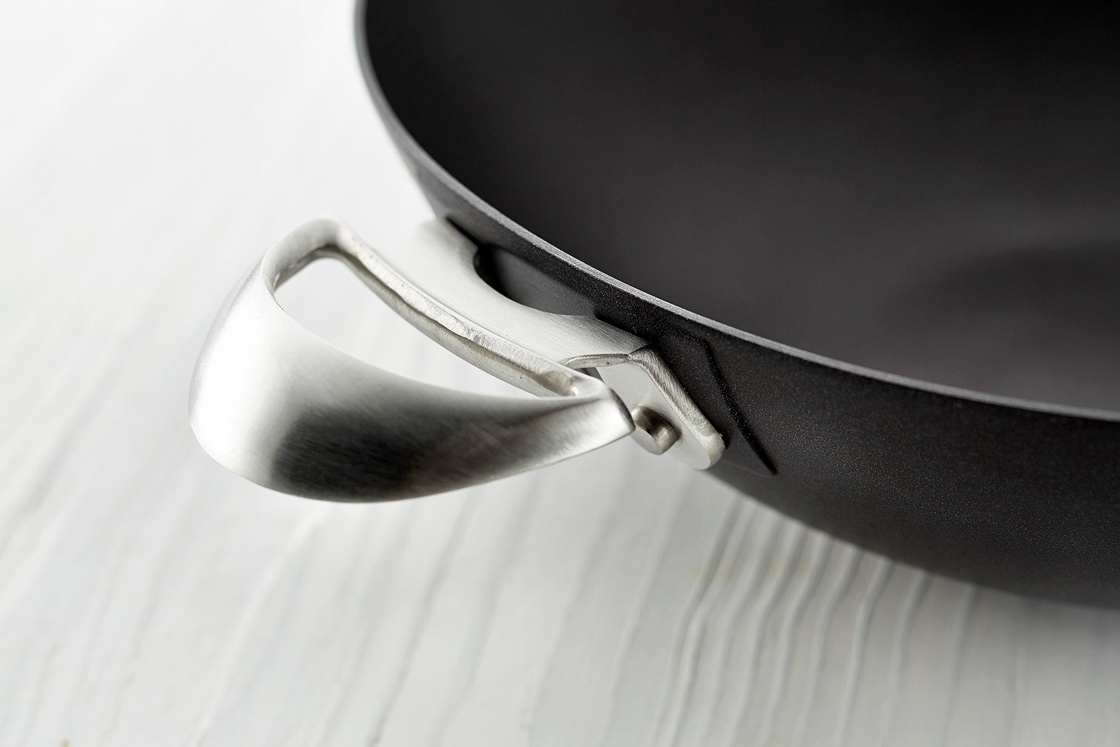 Scanpan Pro IQ Stratanium 12.5-Inch Nonstick Wok