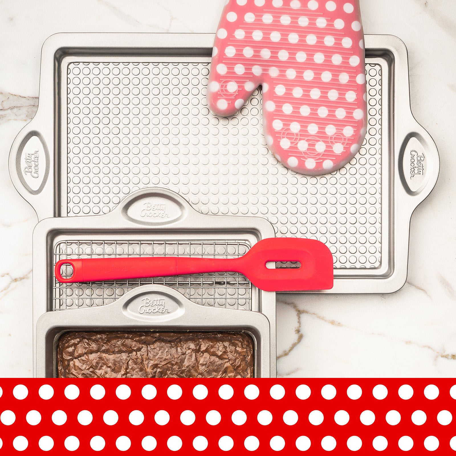 Betty Crocker Carbon Steel 17 x 10.5 x 1 Inch Cooking Sheet