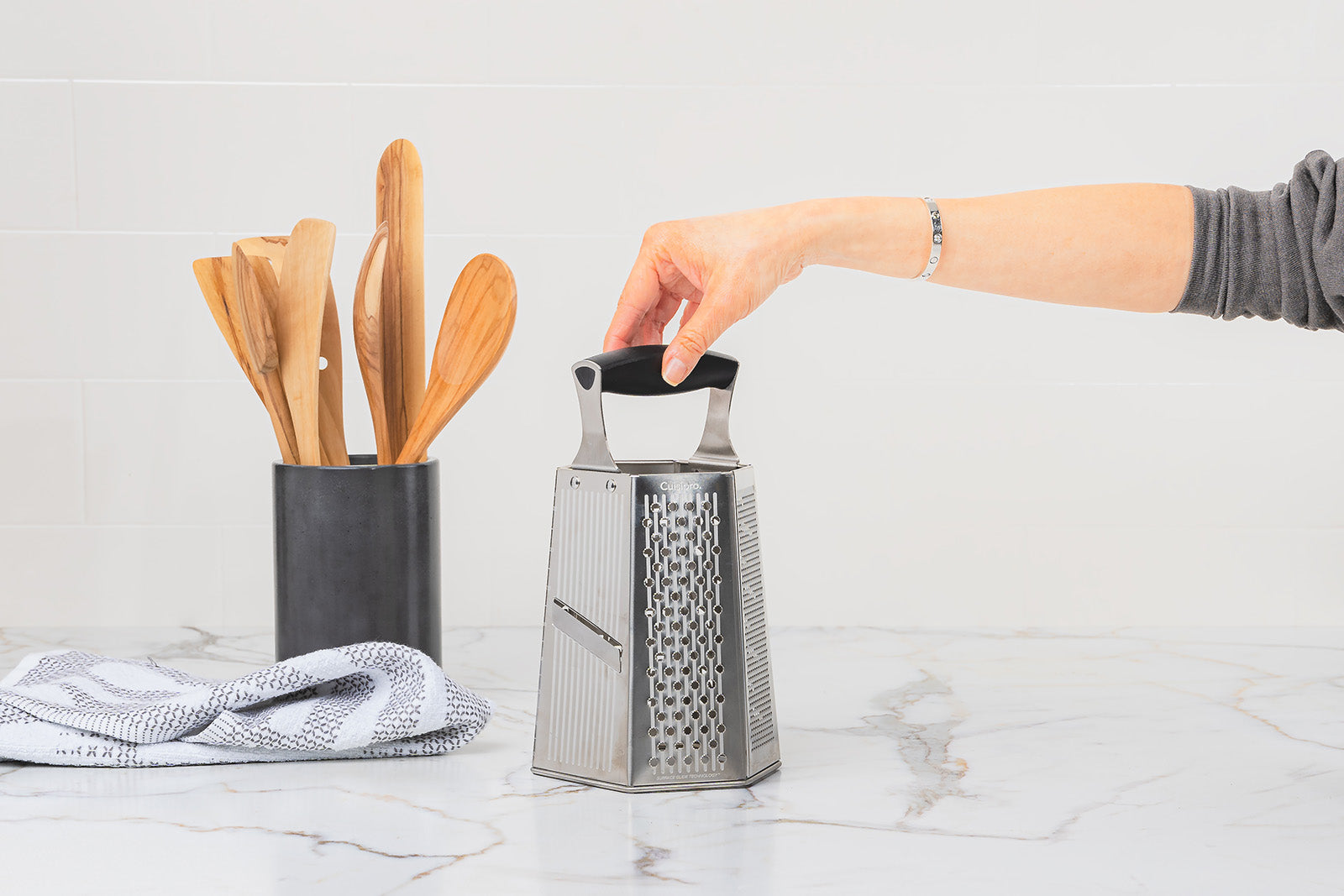 Cuisipro 6 Sided Boxed Grater With Bonus Ginger Grater