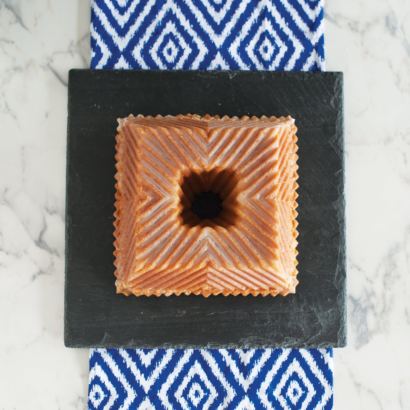 Nordic Ware Cast Aluminum Bundt Squared Pan