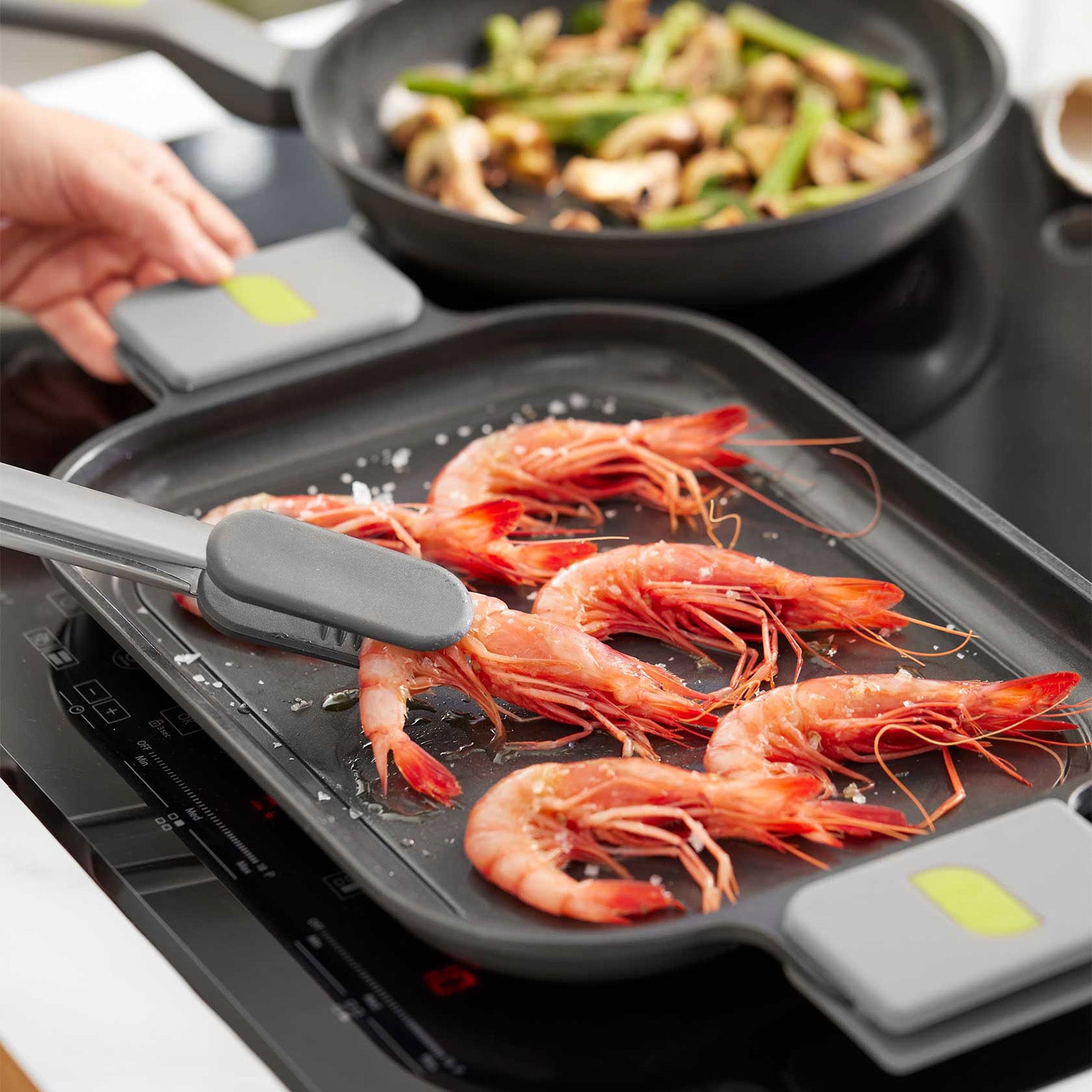 BRA Cookware Ceramic Nonstick Griddle with Removable Handles, 12.6 x 9.4-Inch