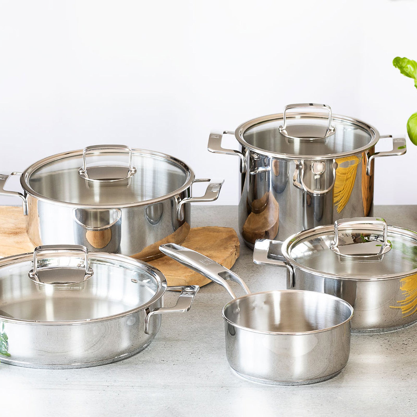 BRA Cookware Signature Stainless Steel Stock Pot w/Glass Lid, 8-Inch, 2.4-Quart